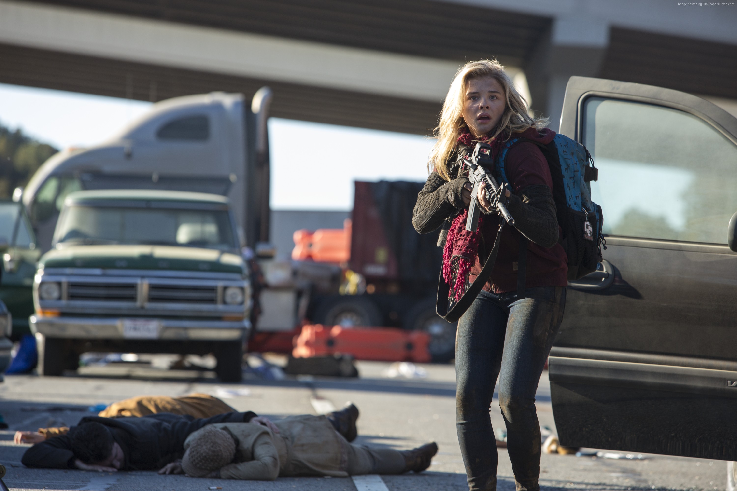 Cassie Sullivan from The 5th Wave HD Wallpaper