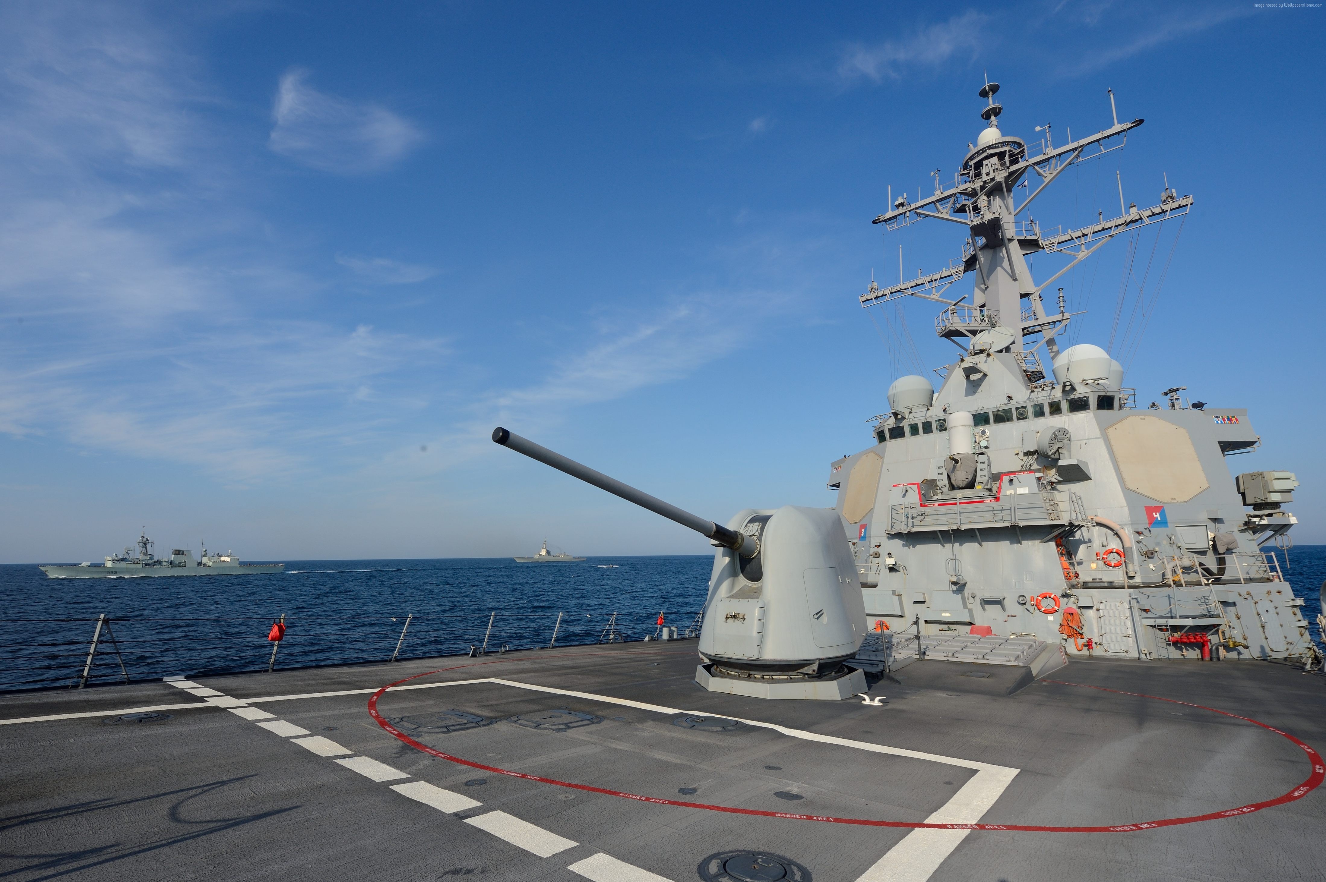 USS Ross guided-missile destroyer in the ocean HD Wallpaper