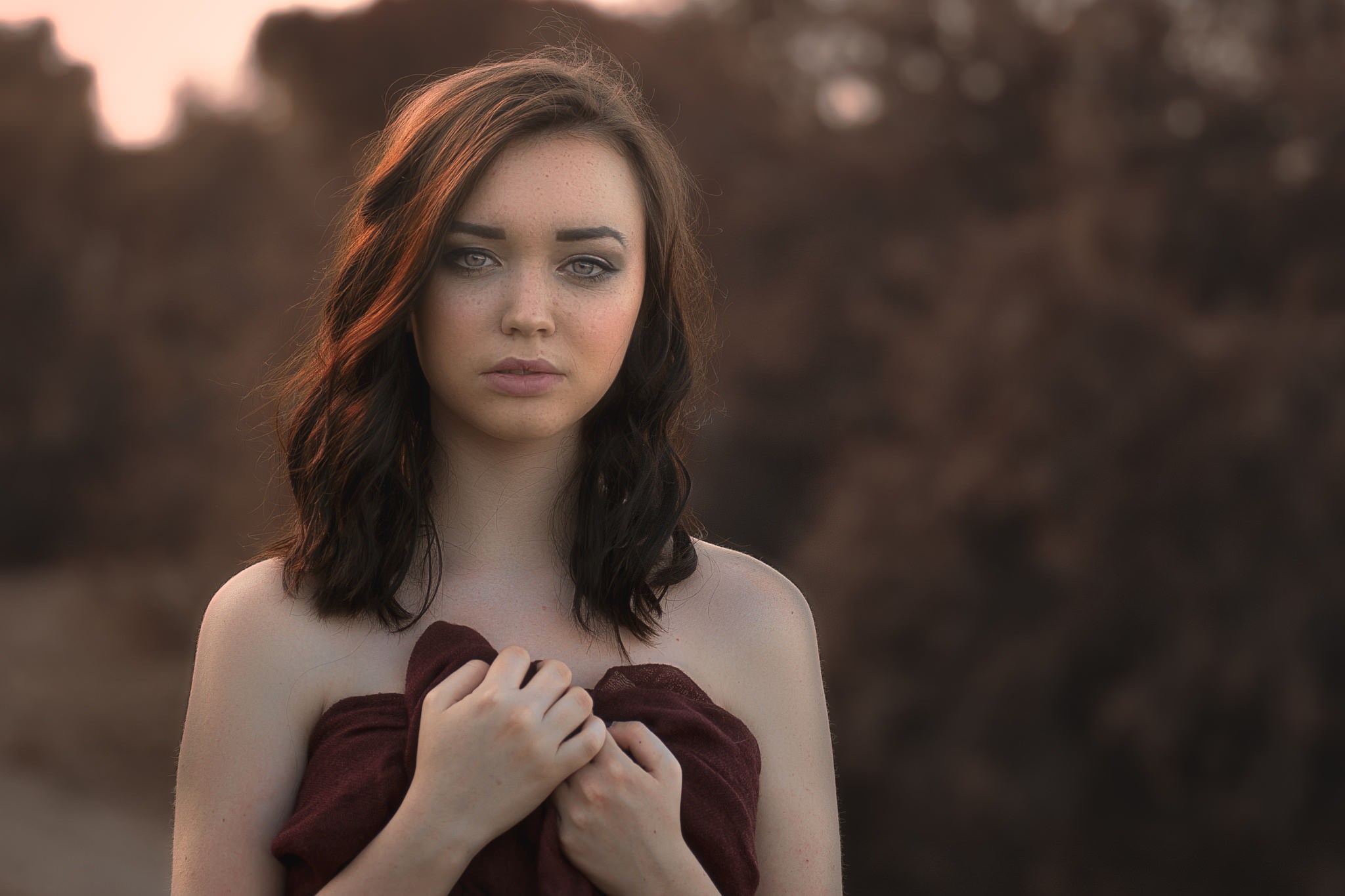 Woman with brown hair wrapped in a maroon cloth HD Wallpaper
