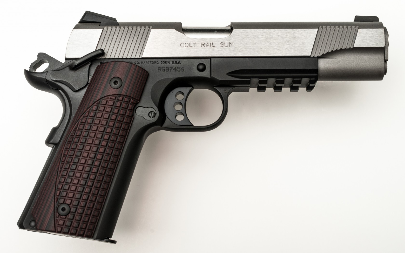 Colt Rail Gun 1911 pistol HD Wallpaper