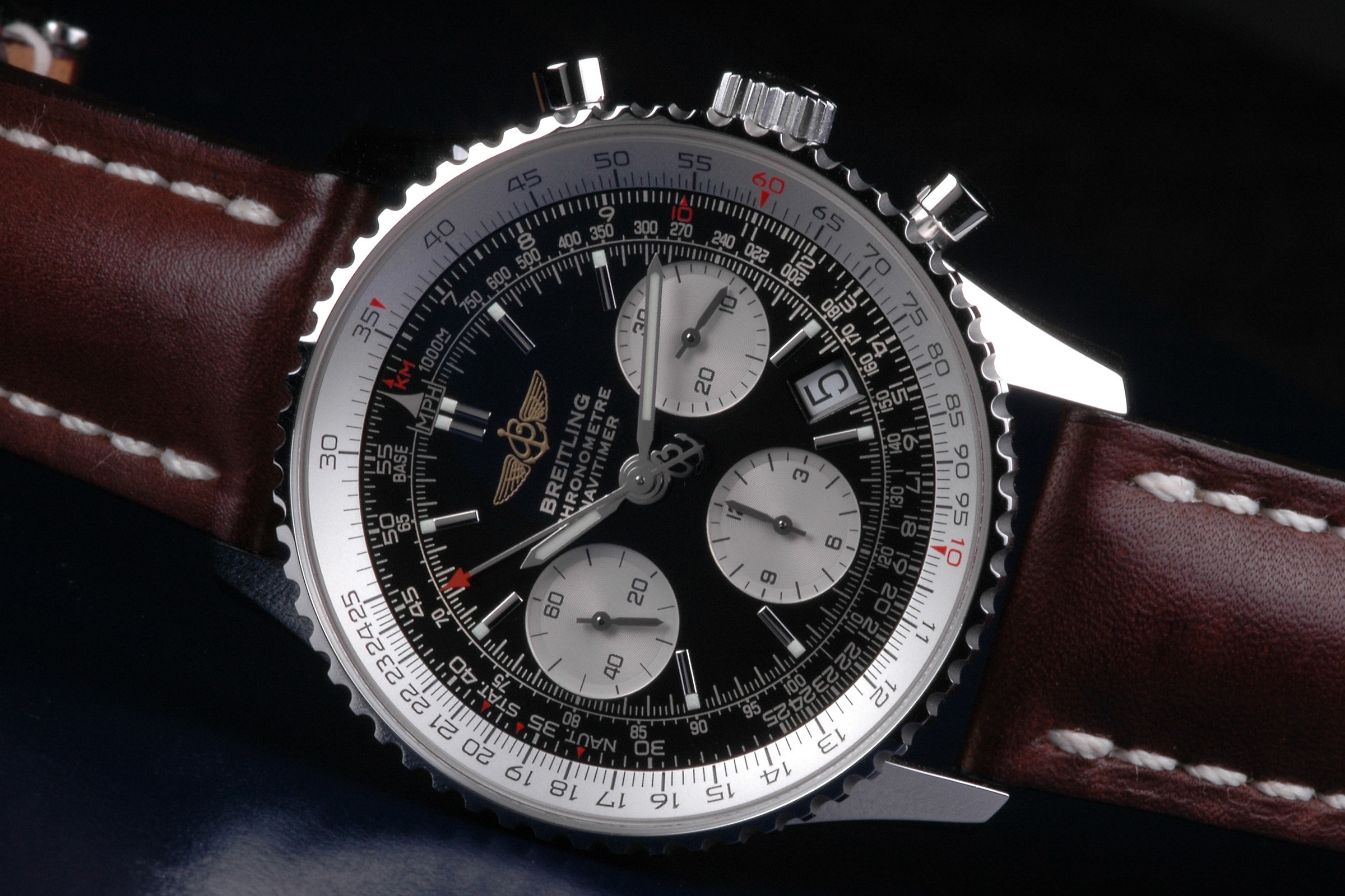 Breitling Navitimer Chronometre watch with brown leather strap HD Wallpaper