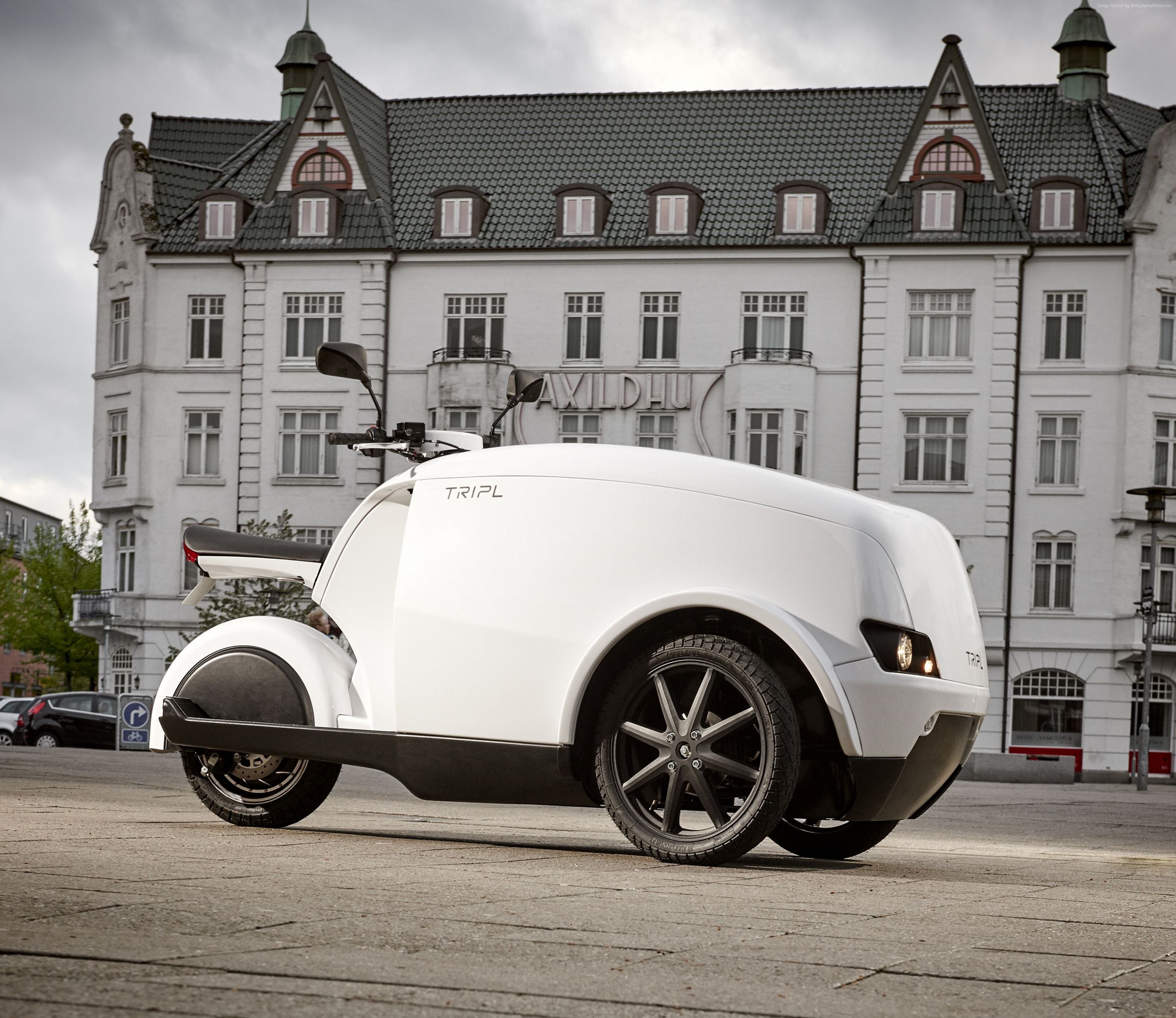 White Tripl electrocycle concept vehicle HD Wallpaper