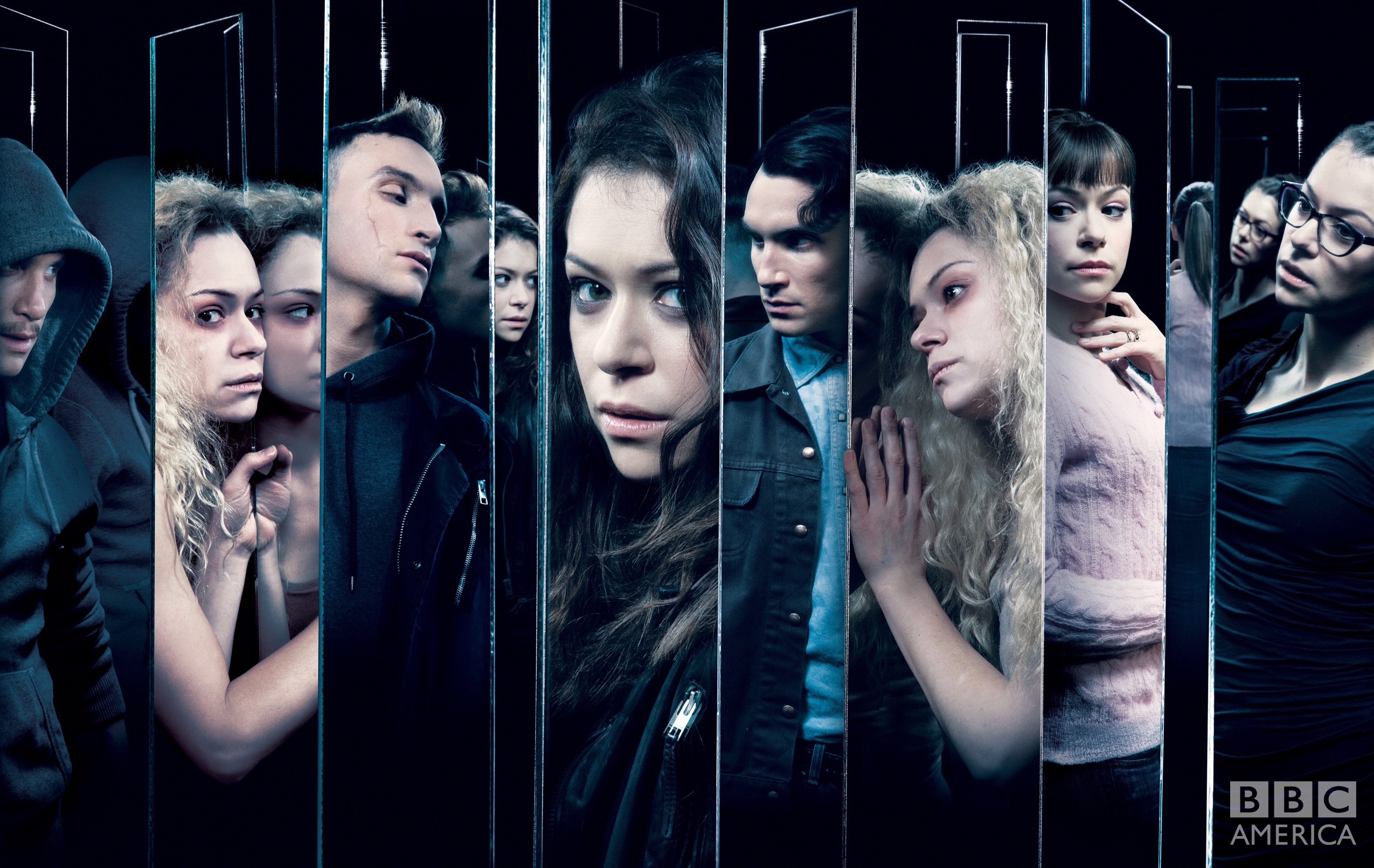 Orphan Black: Tatiana Maslany in Mirrors HD Wallpaper