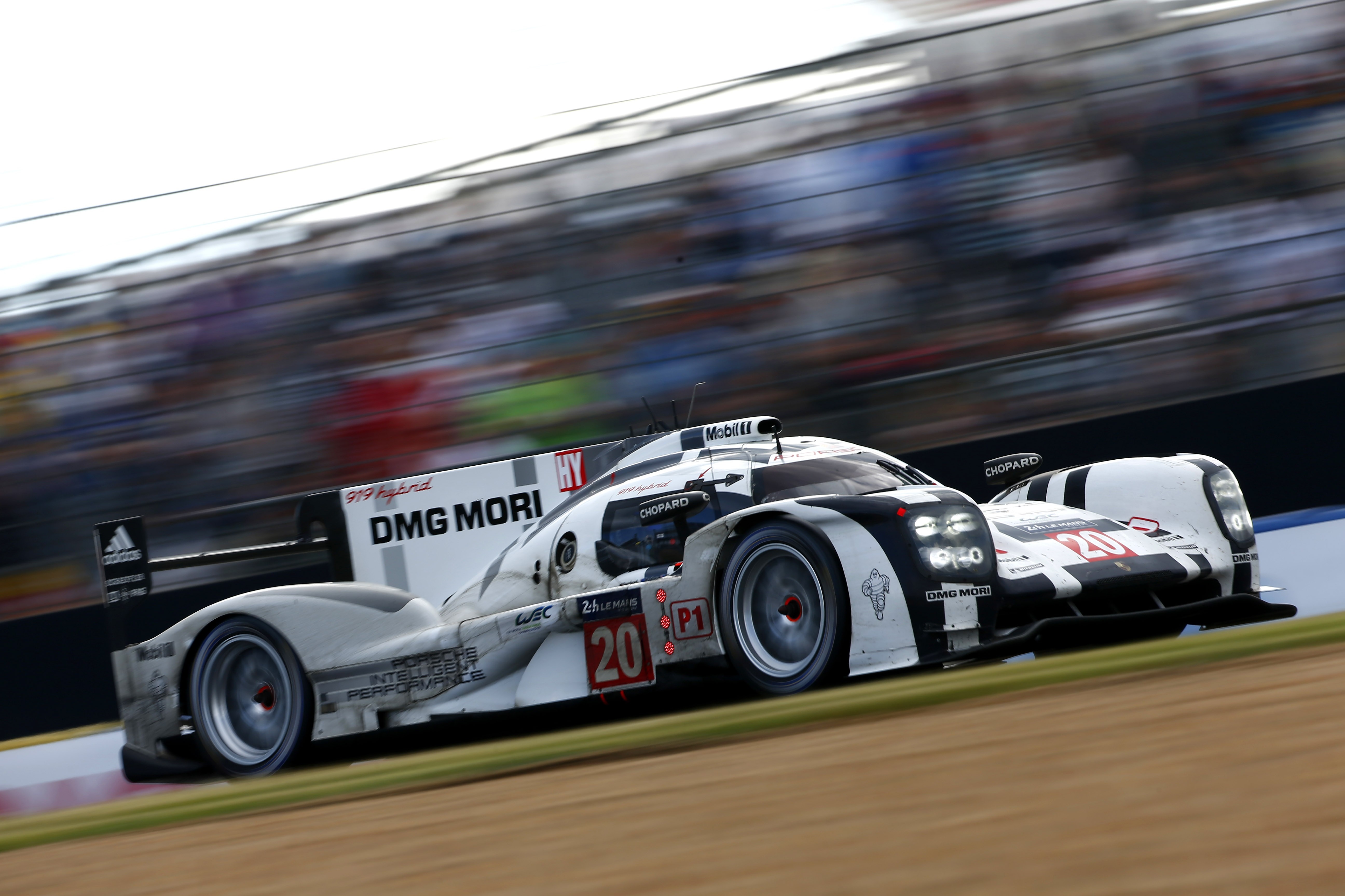 Porsche 919 Hybrid race car with number 20 HD Wallpaper