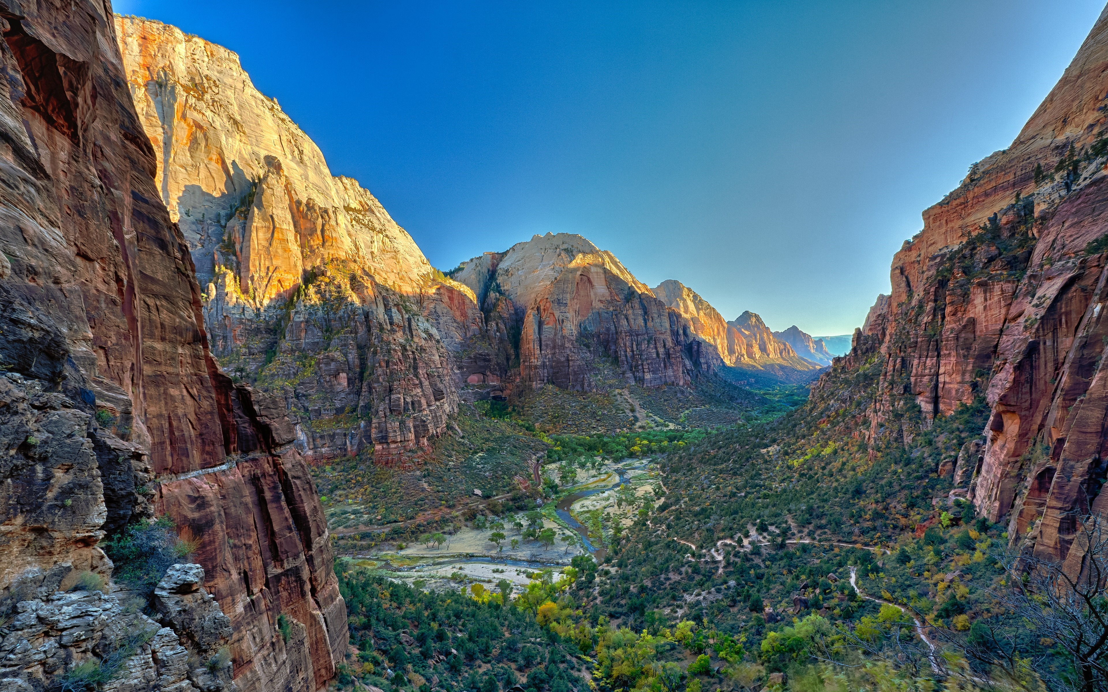 Zion National Park Valley with Mountains HD Wallpaper