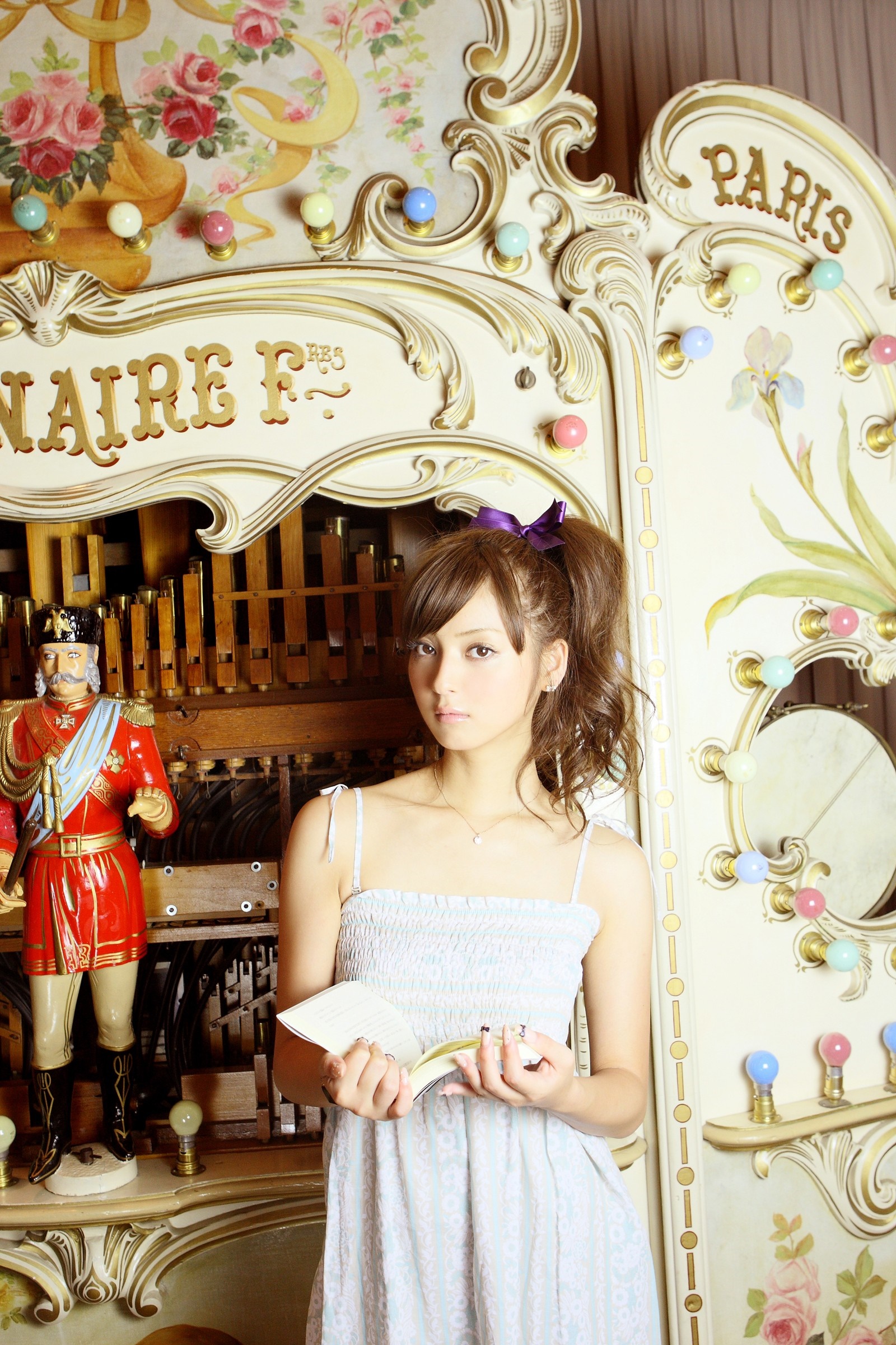 Asian model Sasaki Nozomi in a dress holding a book HD Wallpaper