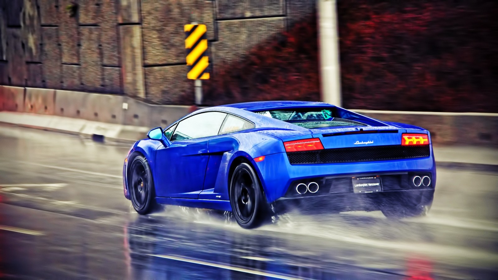Blue Lamborghini Gallardo driving on a wet road HD Wallpaper