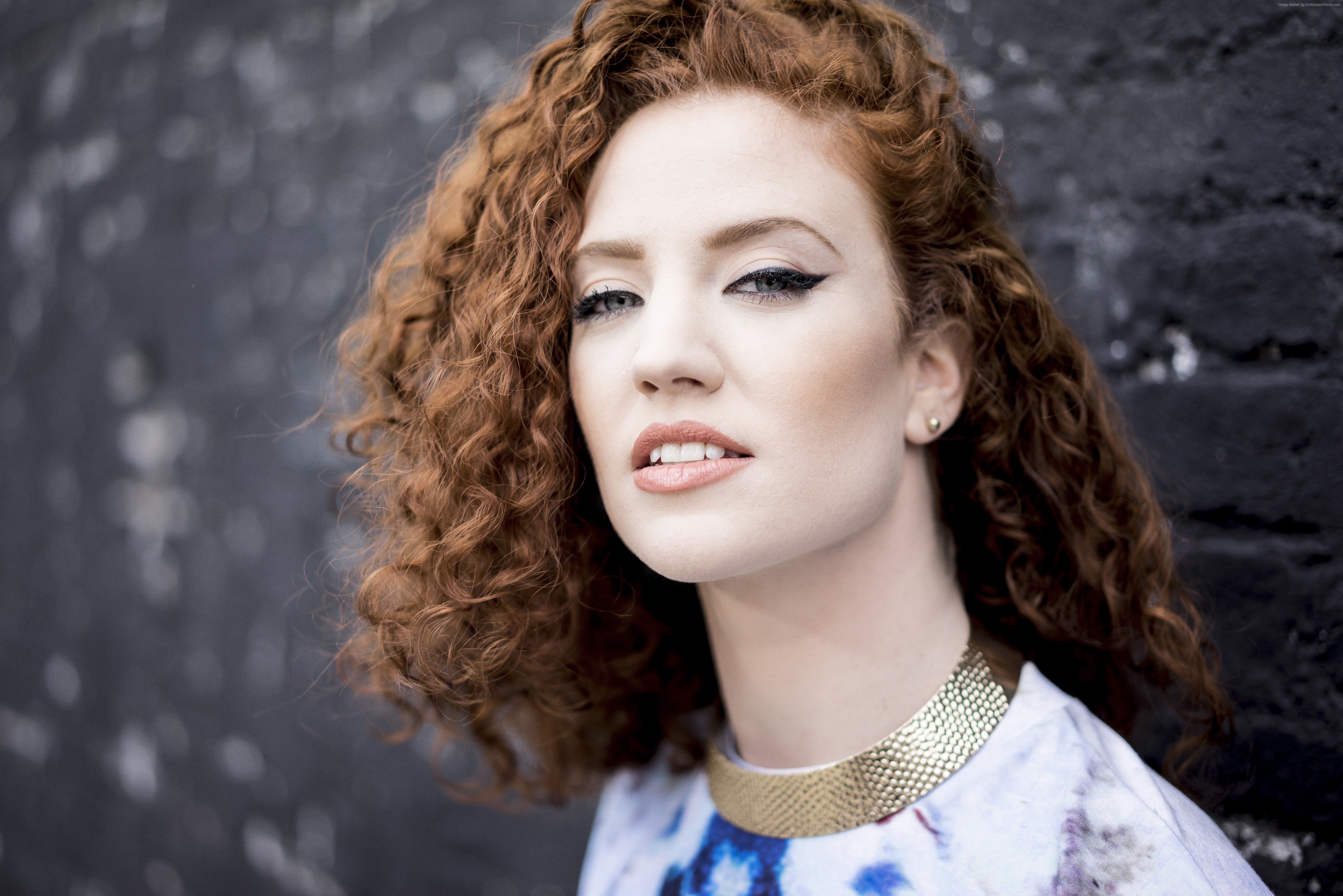 Jess Glynne with red curly hair HD Wallpaper