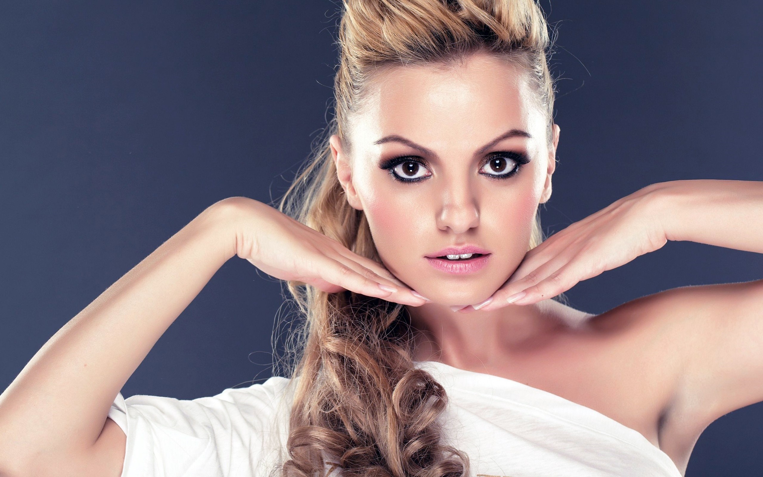 Alexandra Stan portrait photography HD Wallpaper