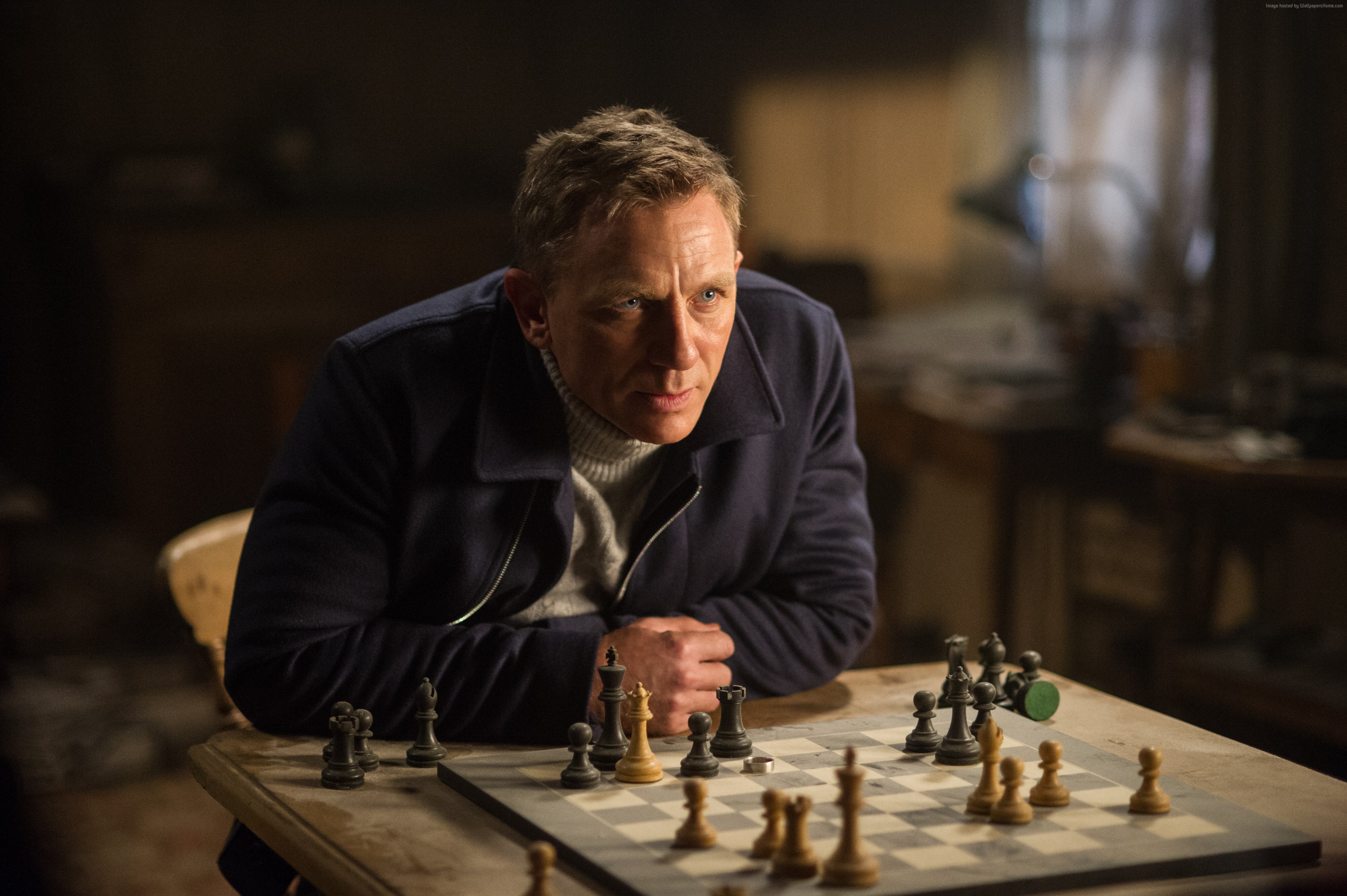 Daniel Craig as James Bond playing chess in Spectre HD Wallpaper