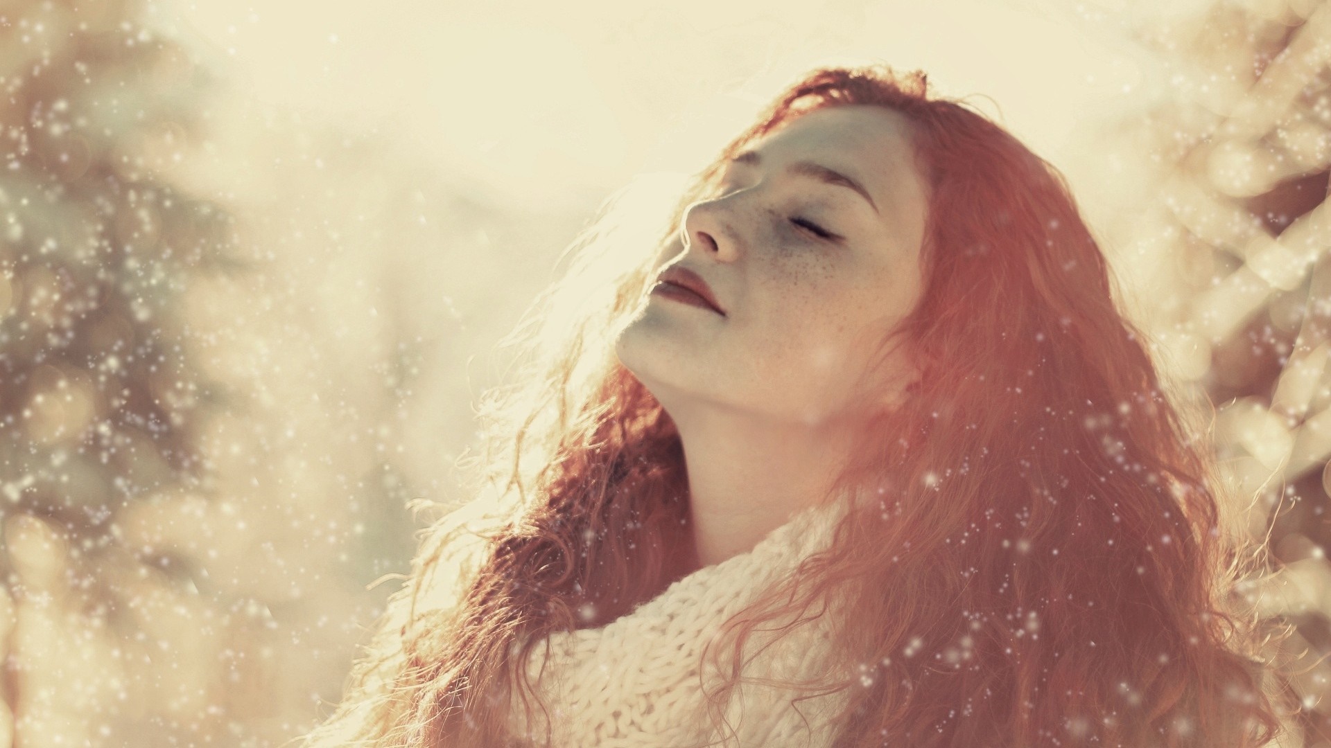 Woman with red hair and freckles in the snow HD Wallpaper