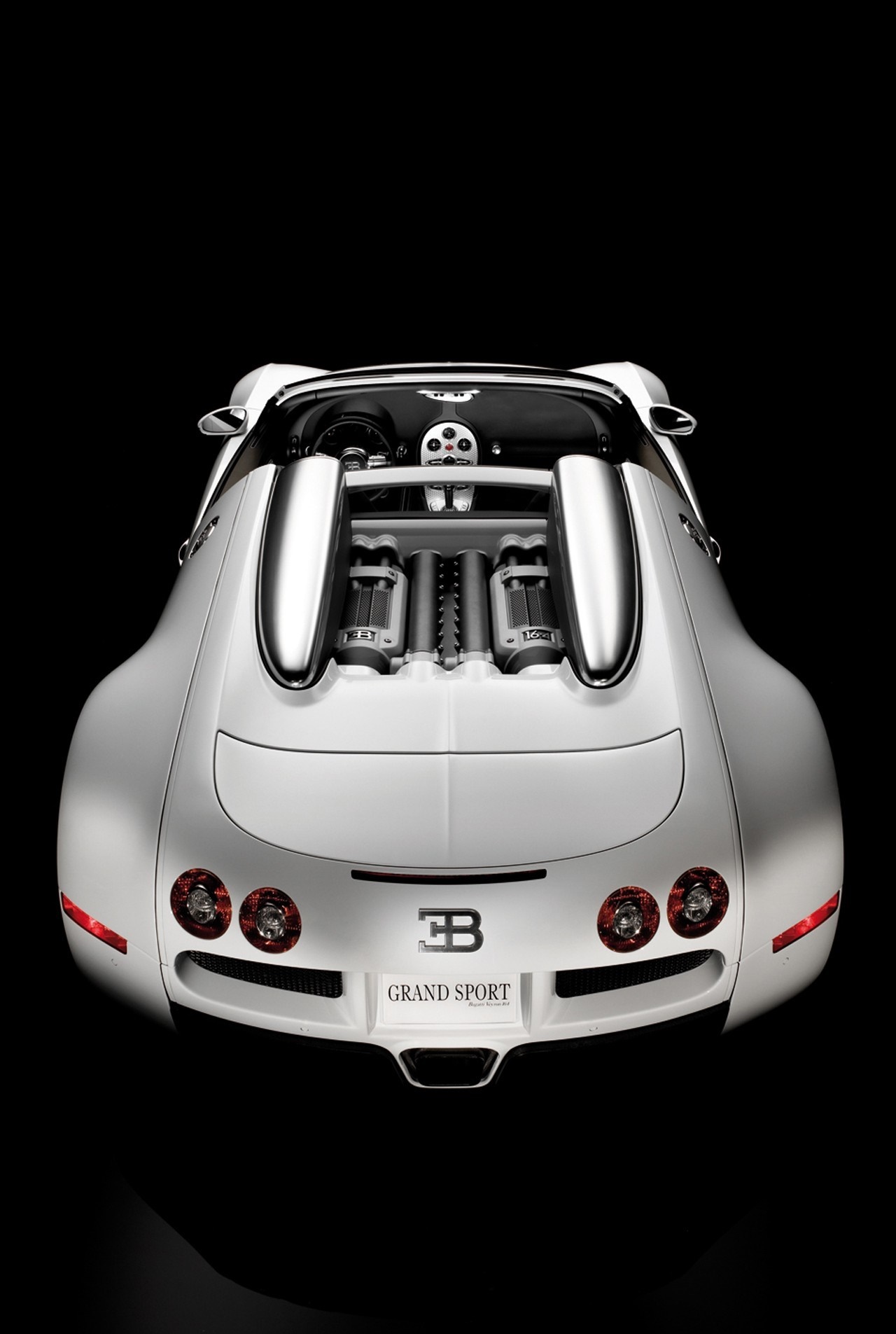 Bugatti Veyron Grand Sport rear view HD Wallpaper
