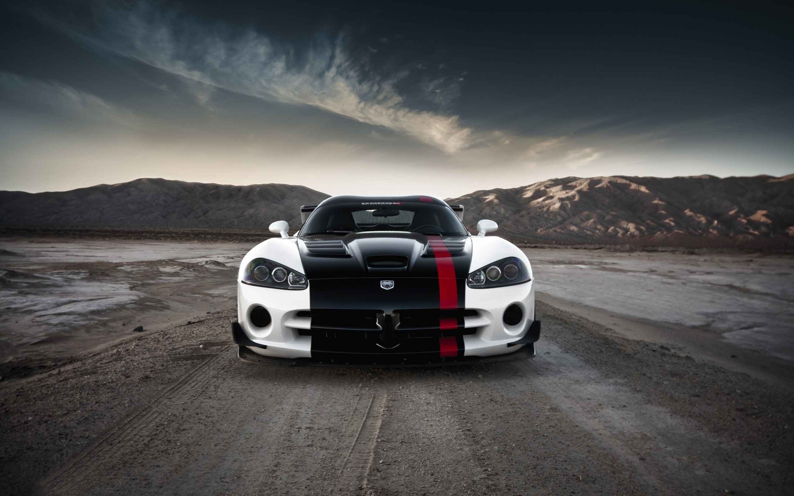 Dodge Viper sports car in a desert landscape HD Wallpaper