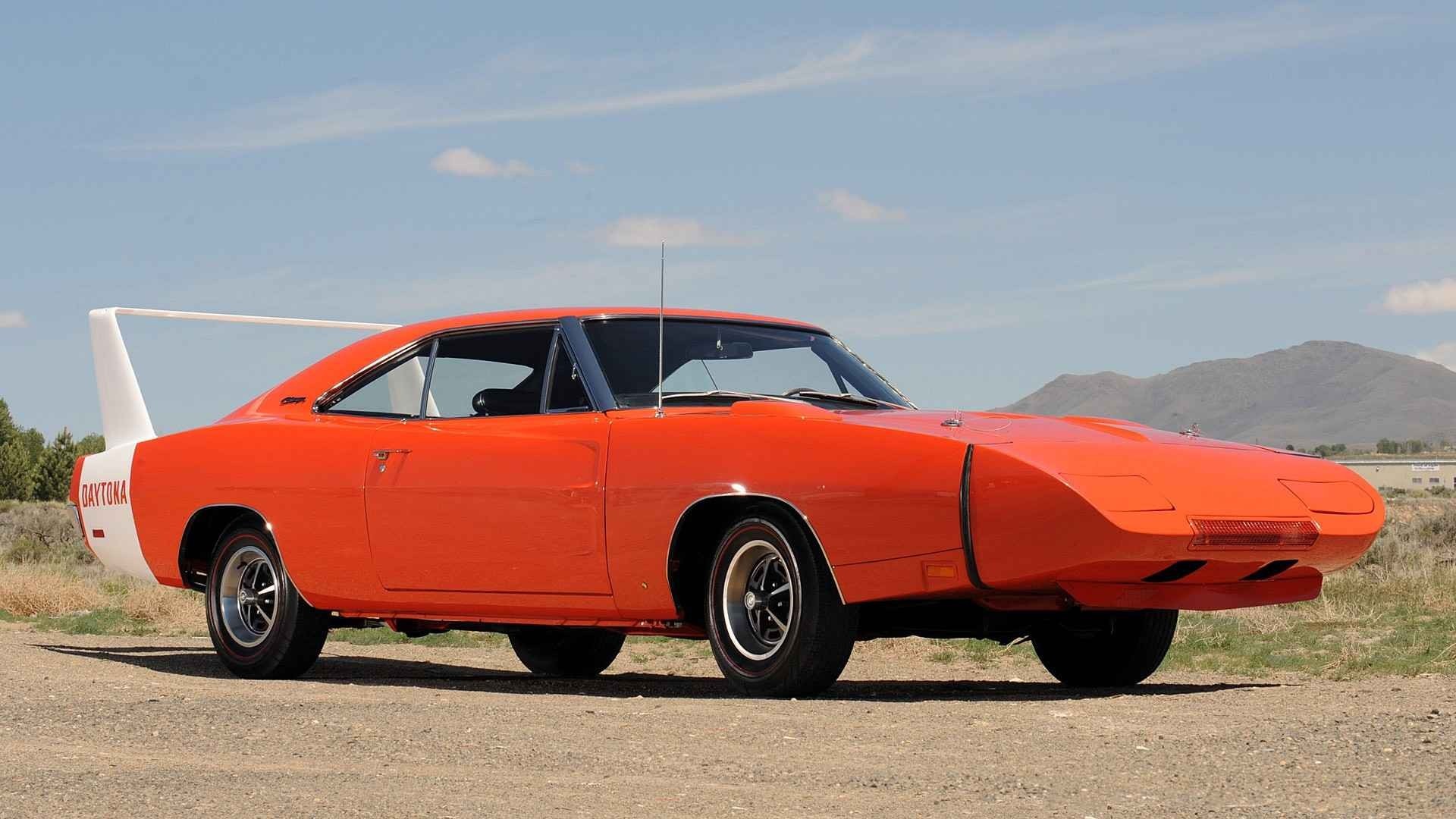 Orange 1969 Dodge Charger Daytona with white wing HD Wallpaper