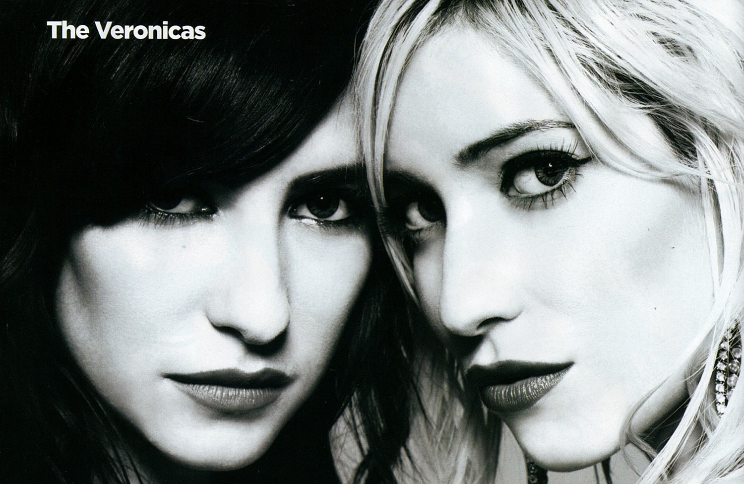 The Veronicas portrait photography HD Wallpaper