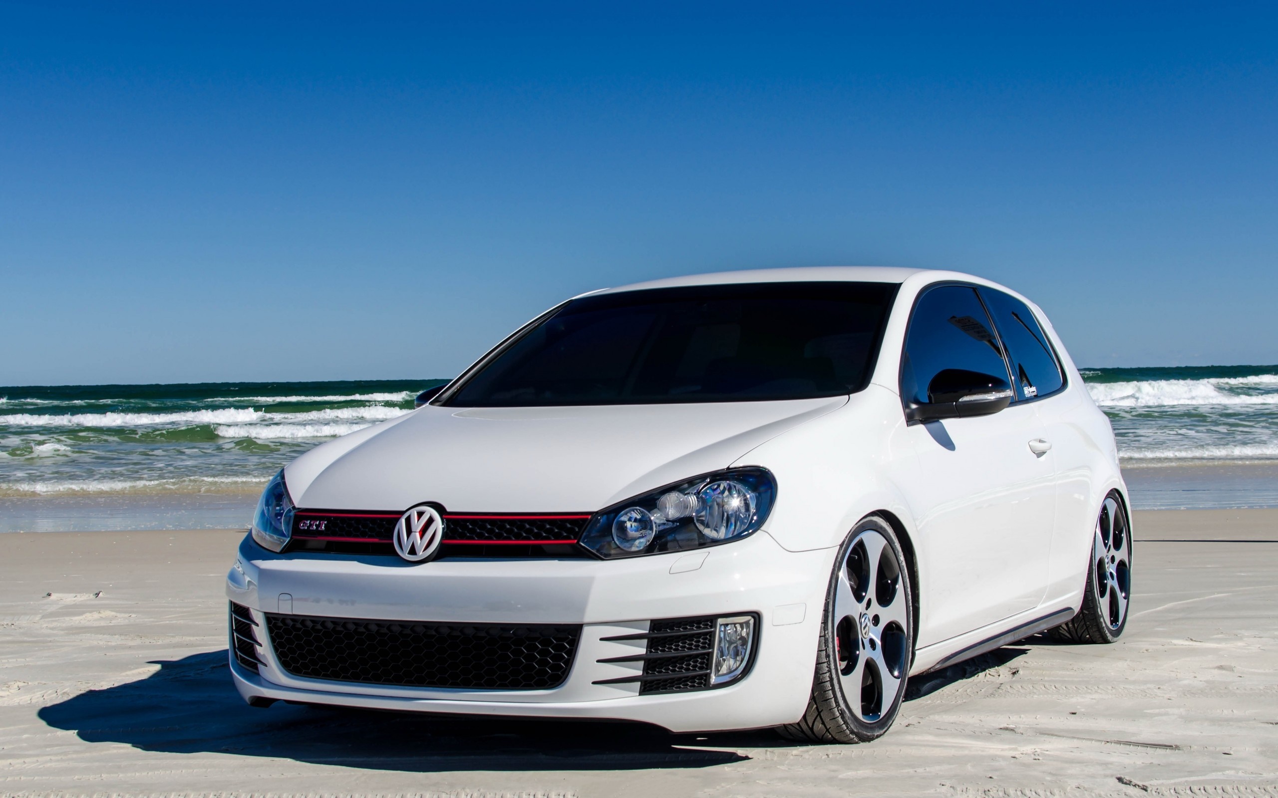 White Volkswagen Golf Gti On A Beach Hd Wallpaper Rare Gallery White Volkswagen Golf Gti On A Beach Hd Wallpaper Rare Gallery