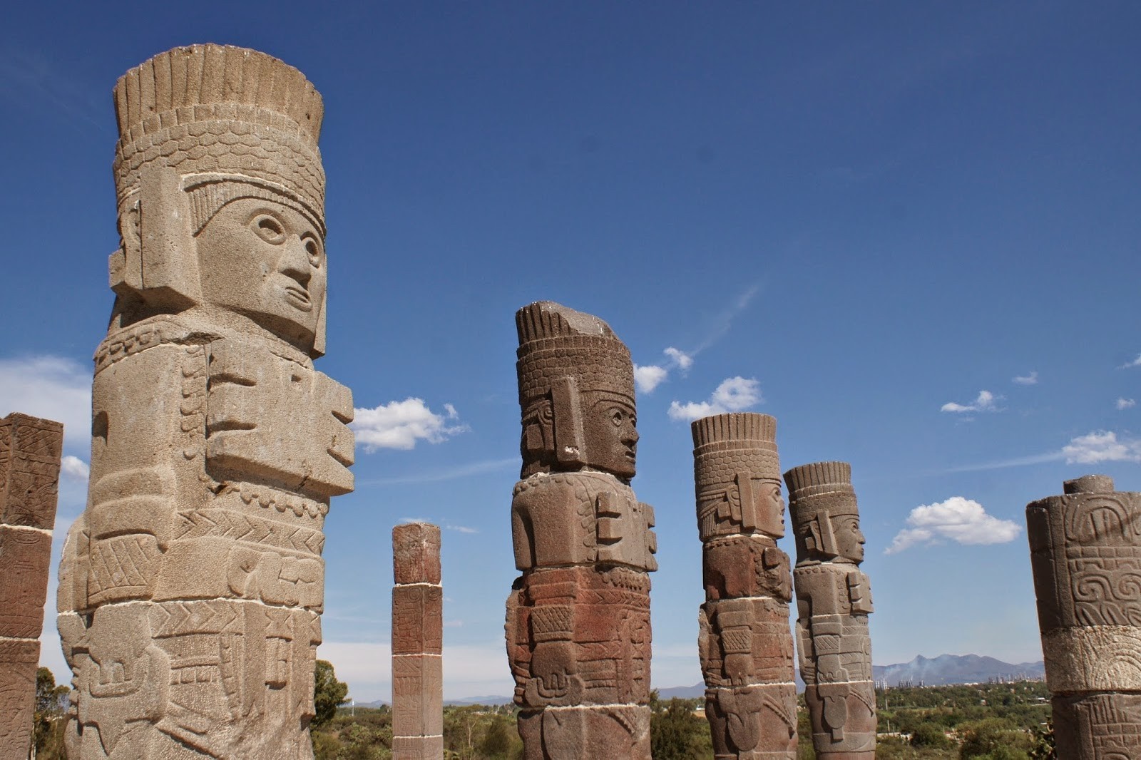 Atlantes of Tula Archaeological Site, Mexico HD Wallpaper