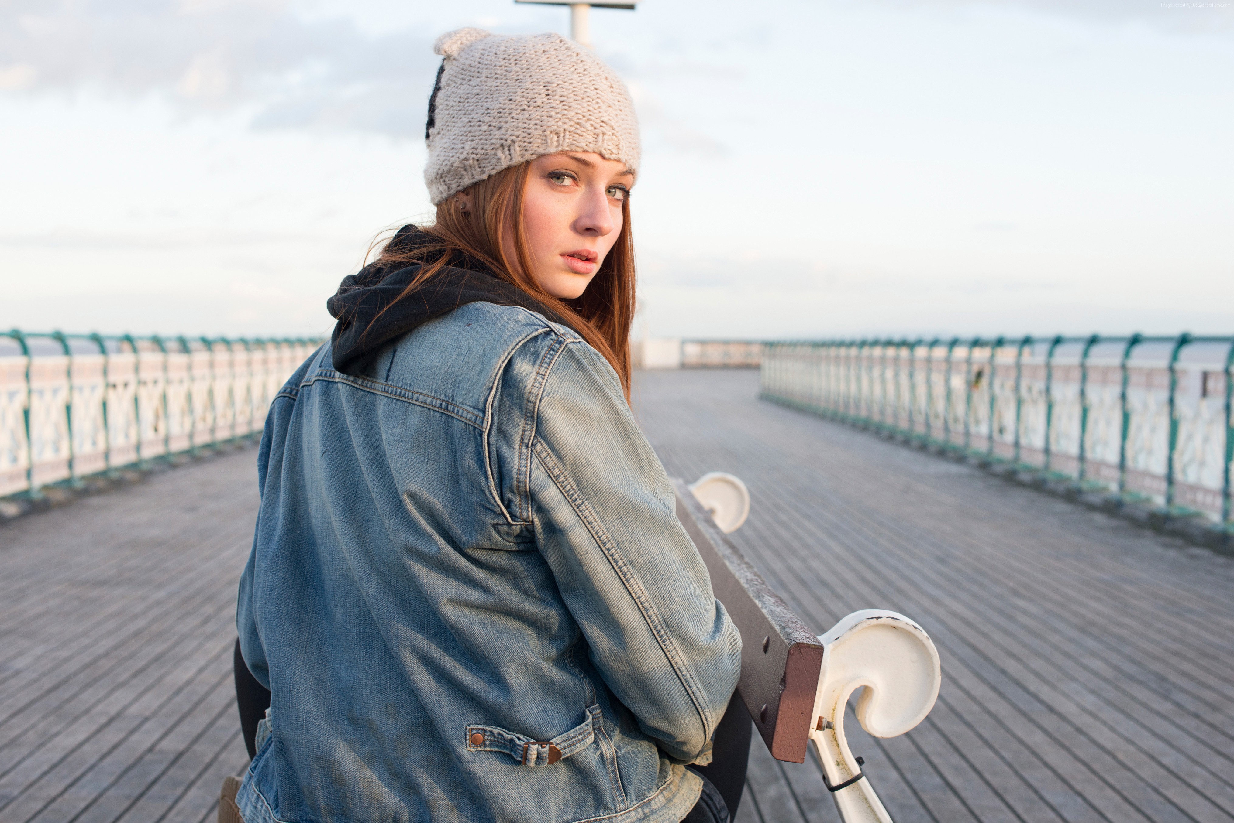 Sophie Turner on a Pier HD Wallpaper