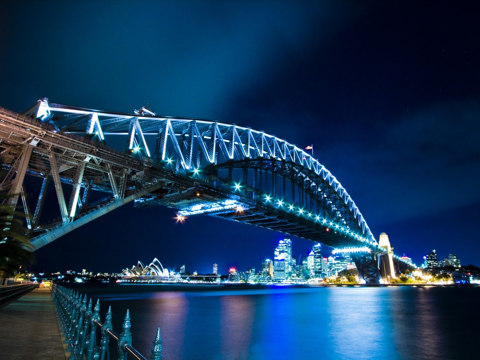 Sydney Harbour Bridge and Opera House at Night HD Wallpaper