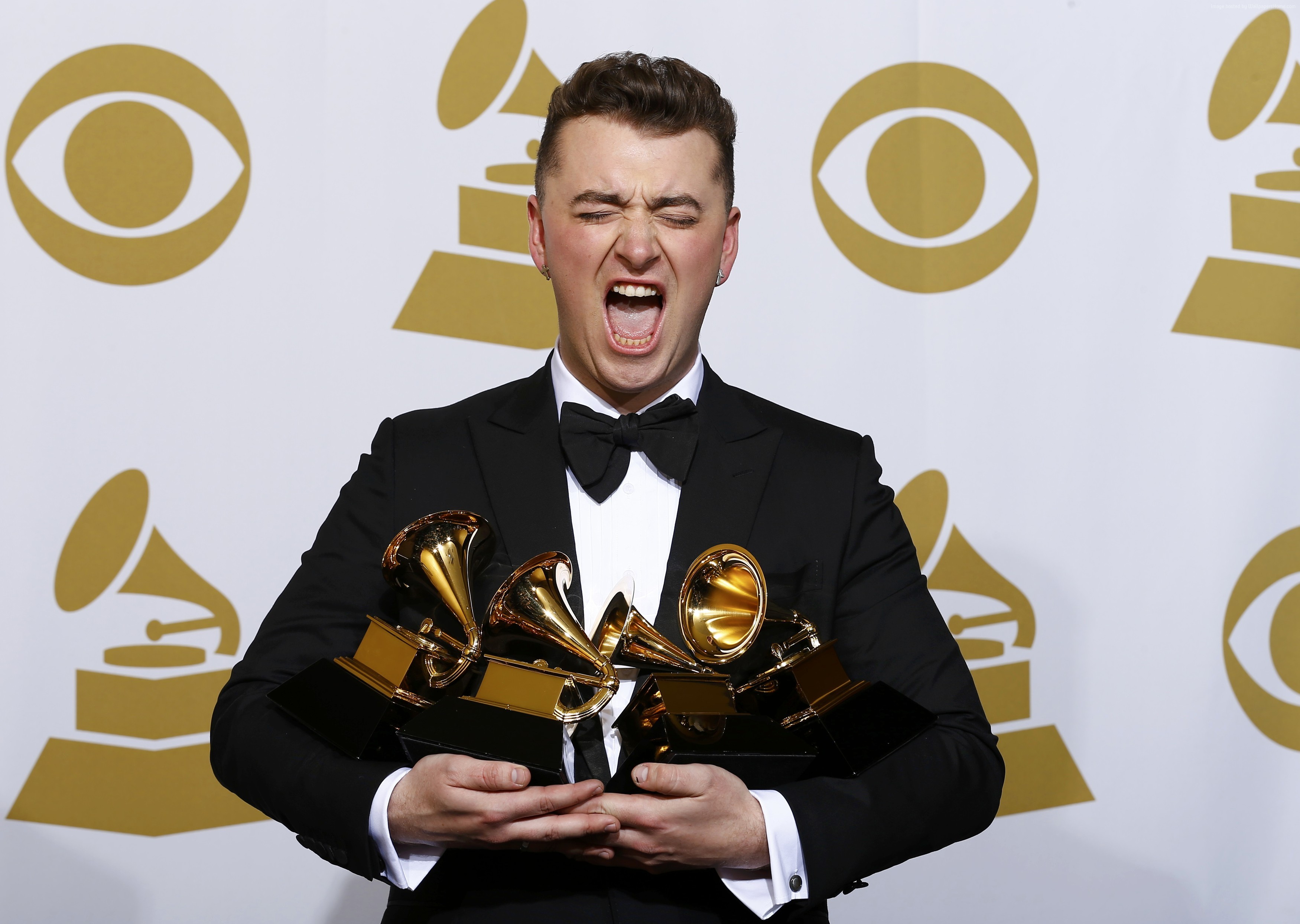 Sam Smith holding Grammy Awards HD Wallpaper