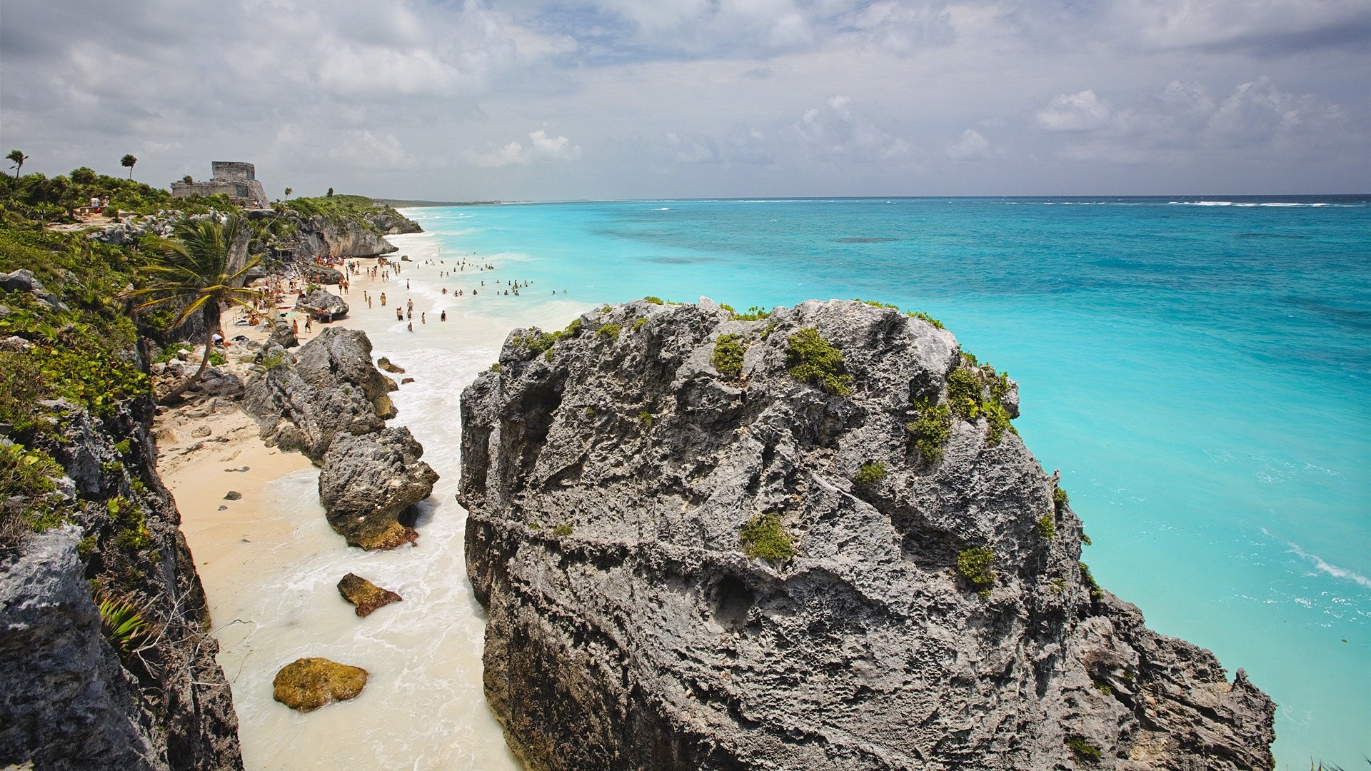 Tulum Ruins Beach with Turquoise Water HD Wallpaper
