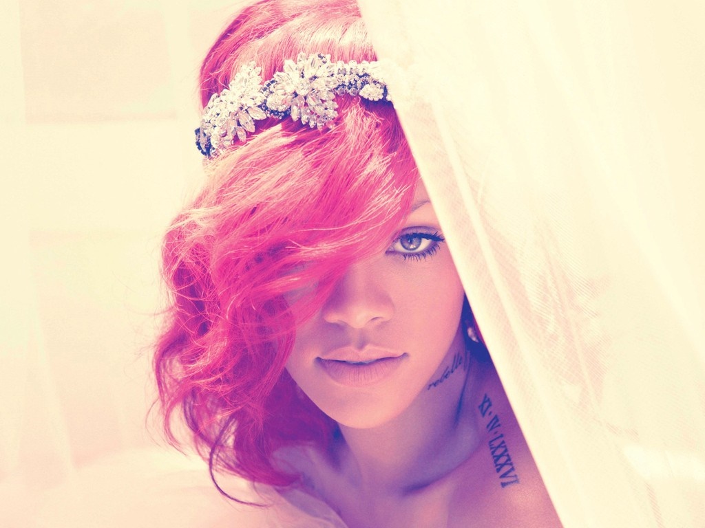 Rihanna with pink hair and a jeweled headband HD Wallpaper