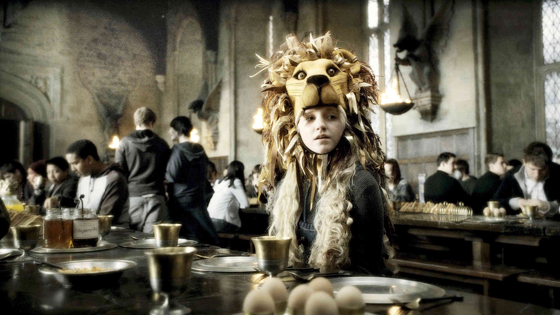 Luna Lovegood in a lion costume in the Great Hall HD Wallpaper