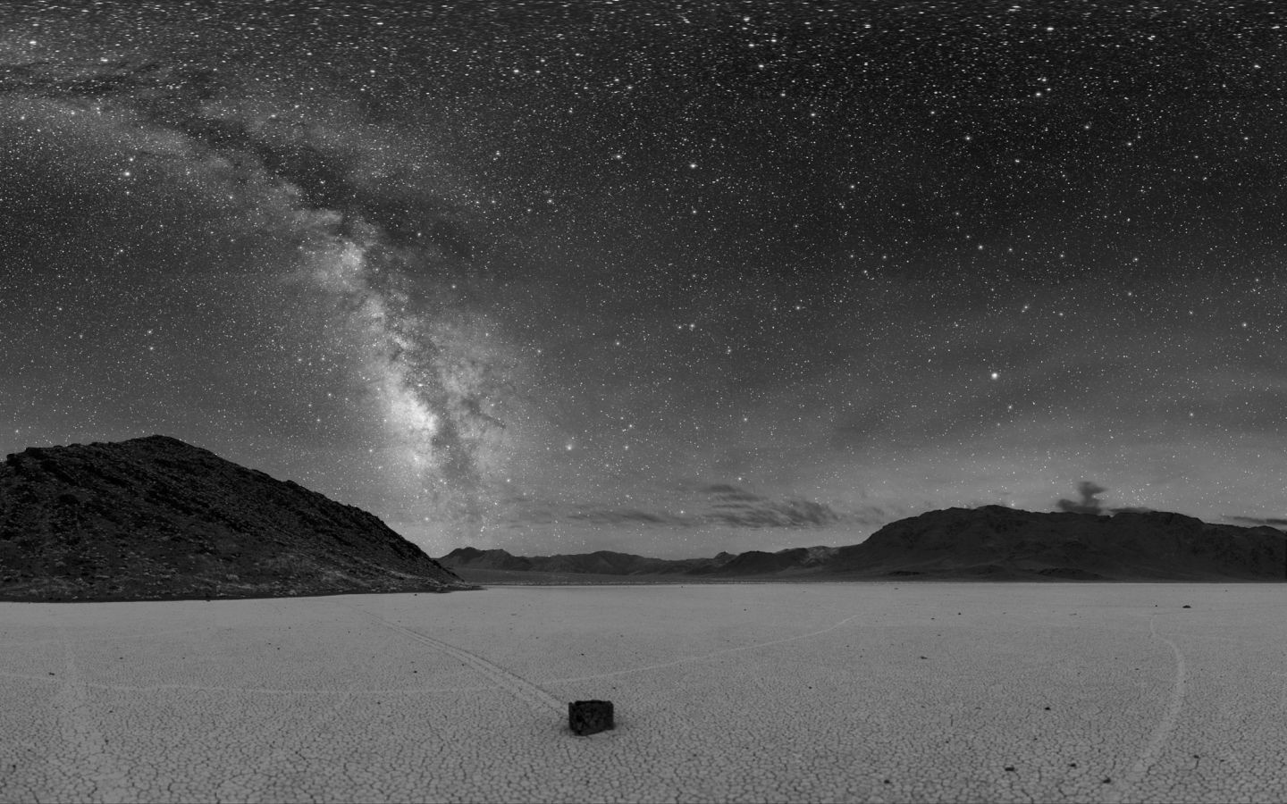 Milky Way over a dry lakebed with mountains HD Wallpaper
