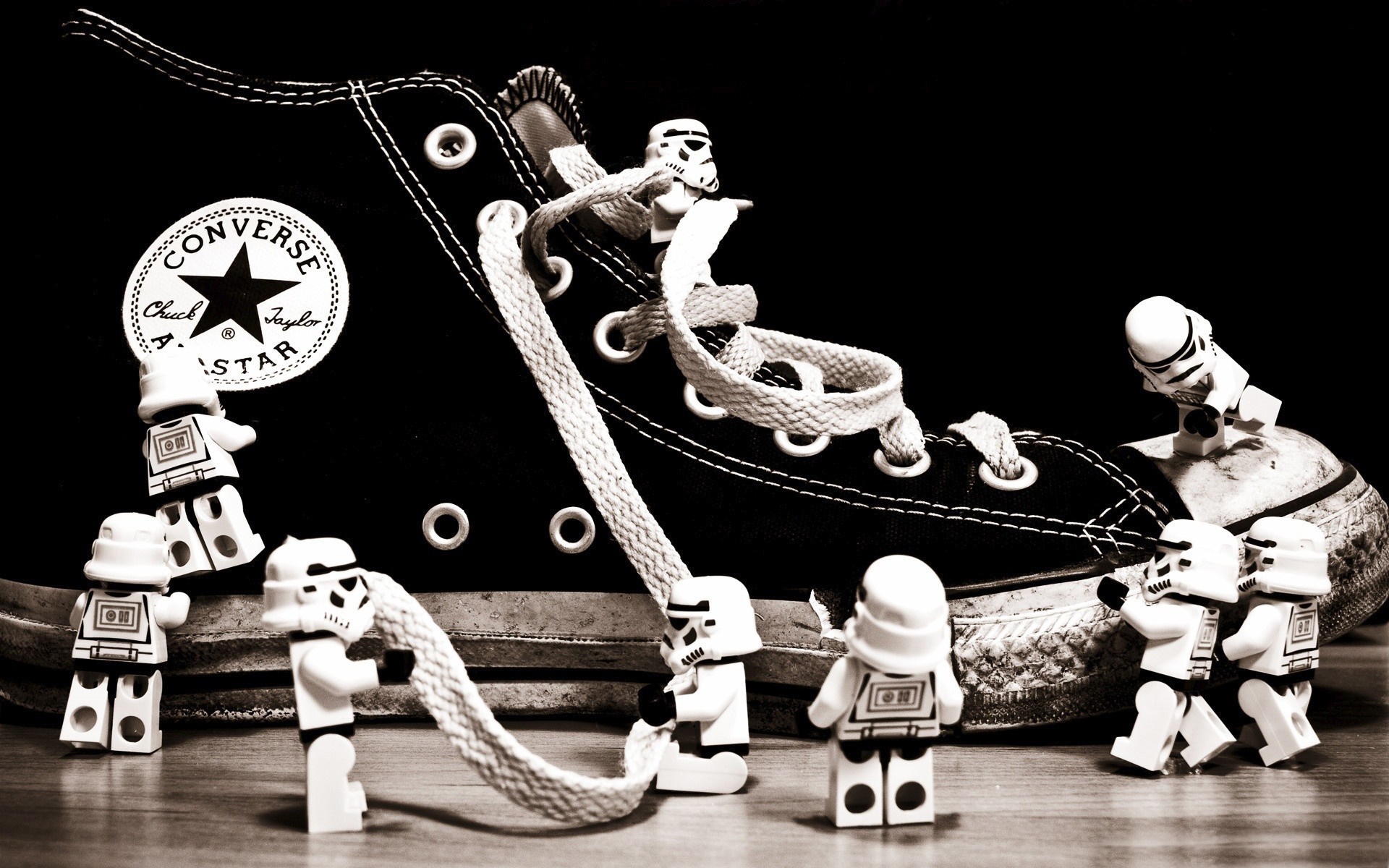 Stormtroopers around a Converse shoe HD Wallpaper