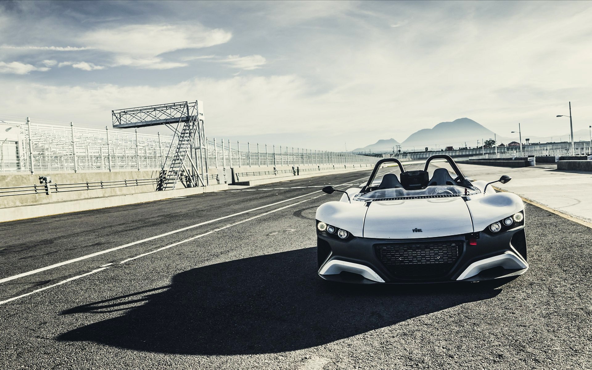 Vuhl sports car on a race track HD Wallpaper