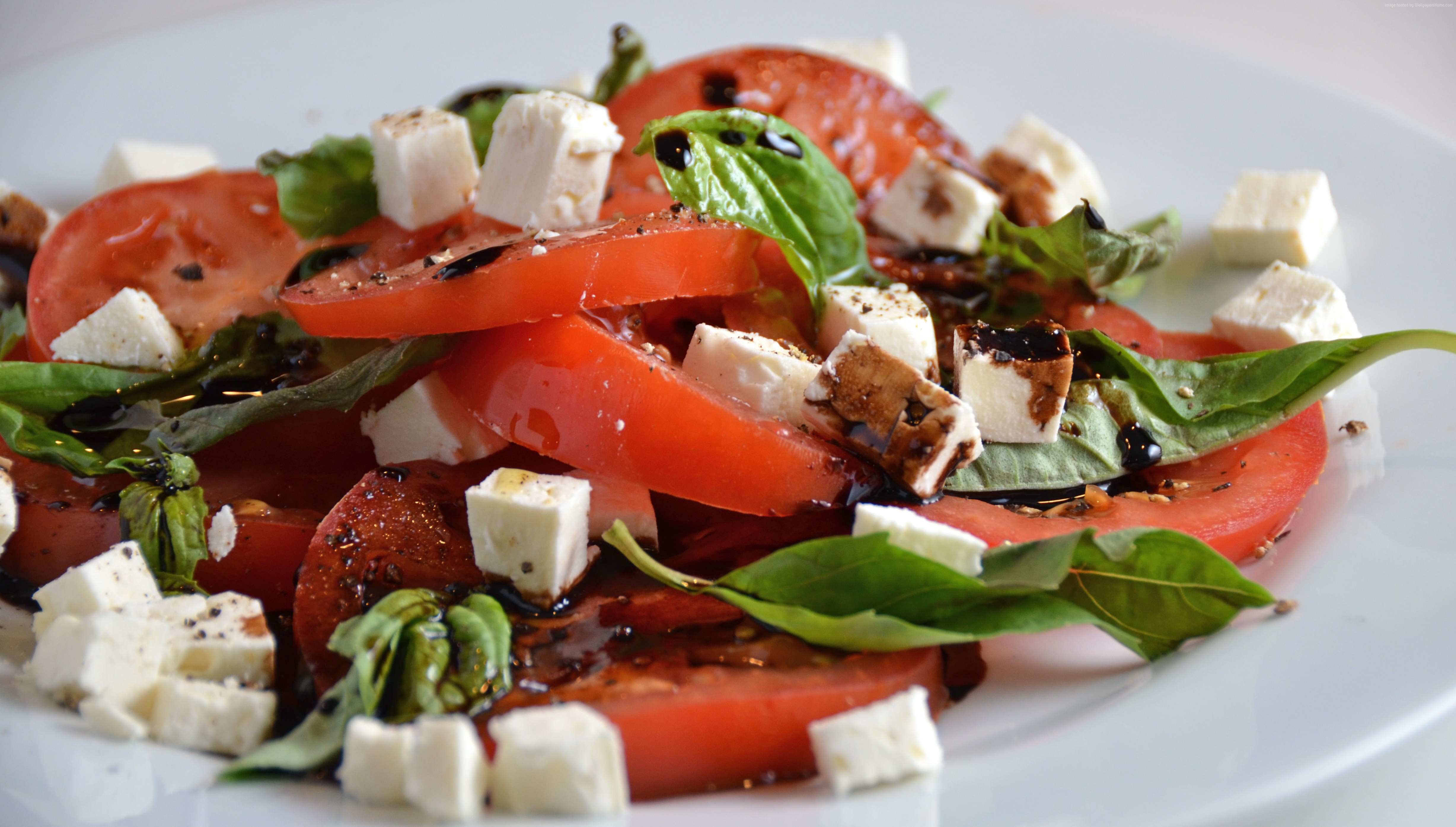 Tomato and Feta Salad with Basil and Balsamic Glaze HD Wallpaper