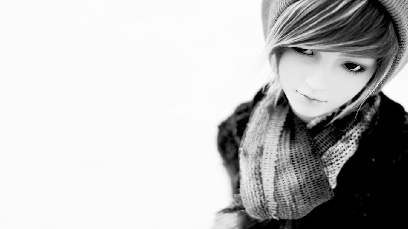 Monochrome portrait of a person with long hair and scarf HD Wallpaper