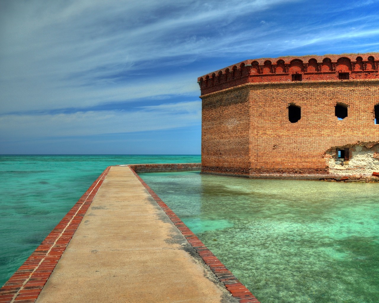Fort Jefferson at Dry Tortugas National Park HD Wallpaper