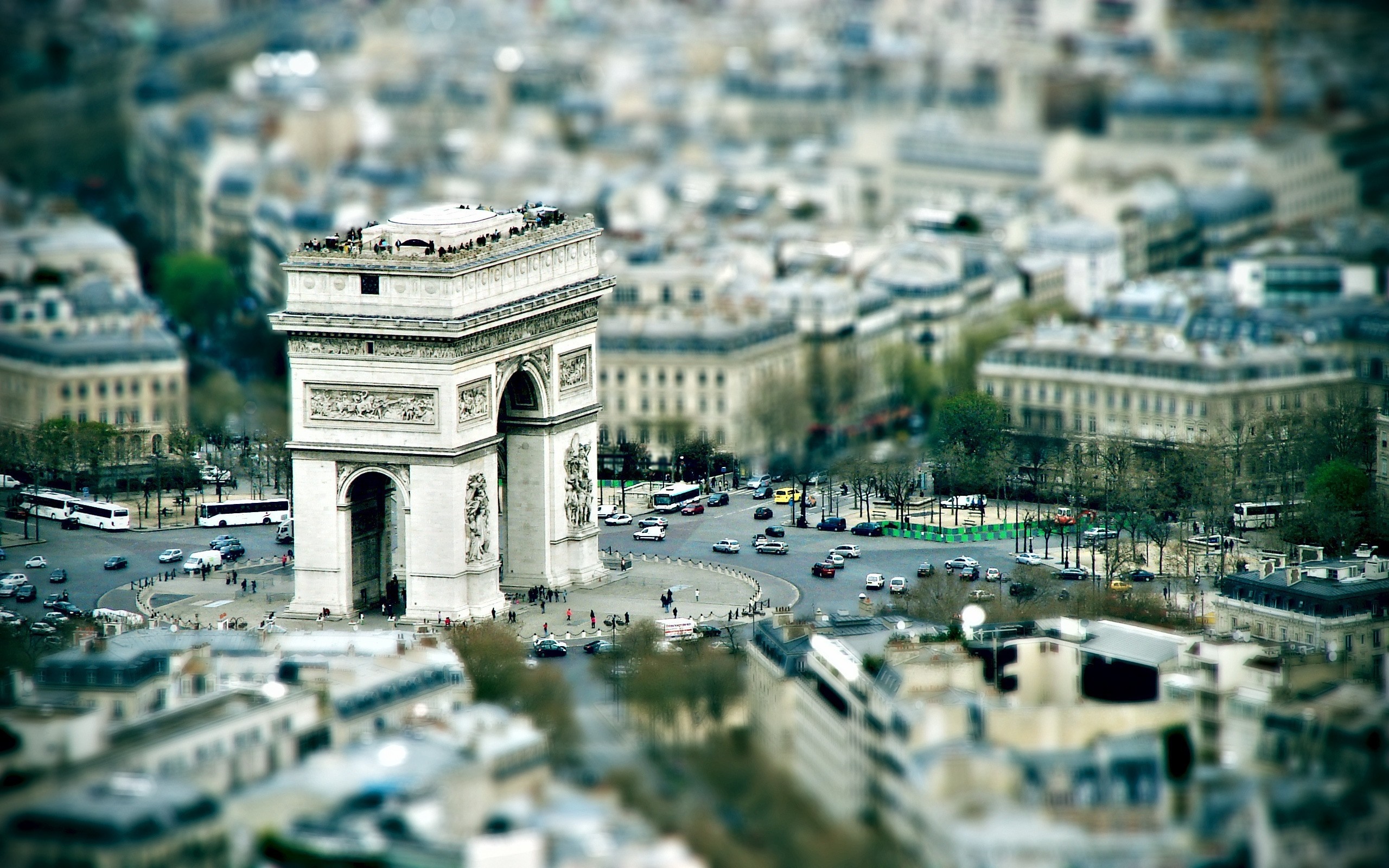 Arc de Triomphe in Paris, Aerial View HD Wallpaper