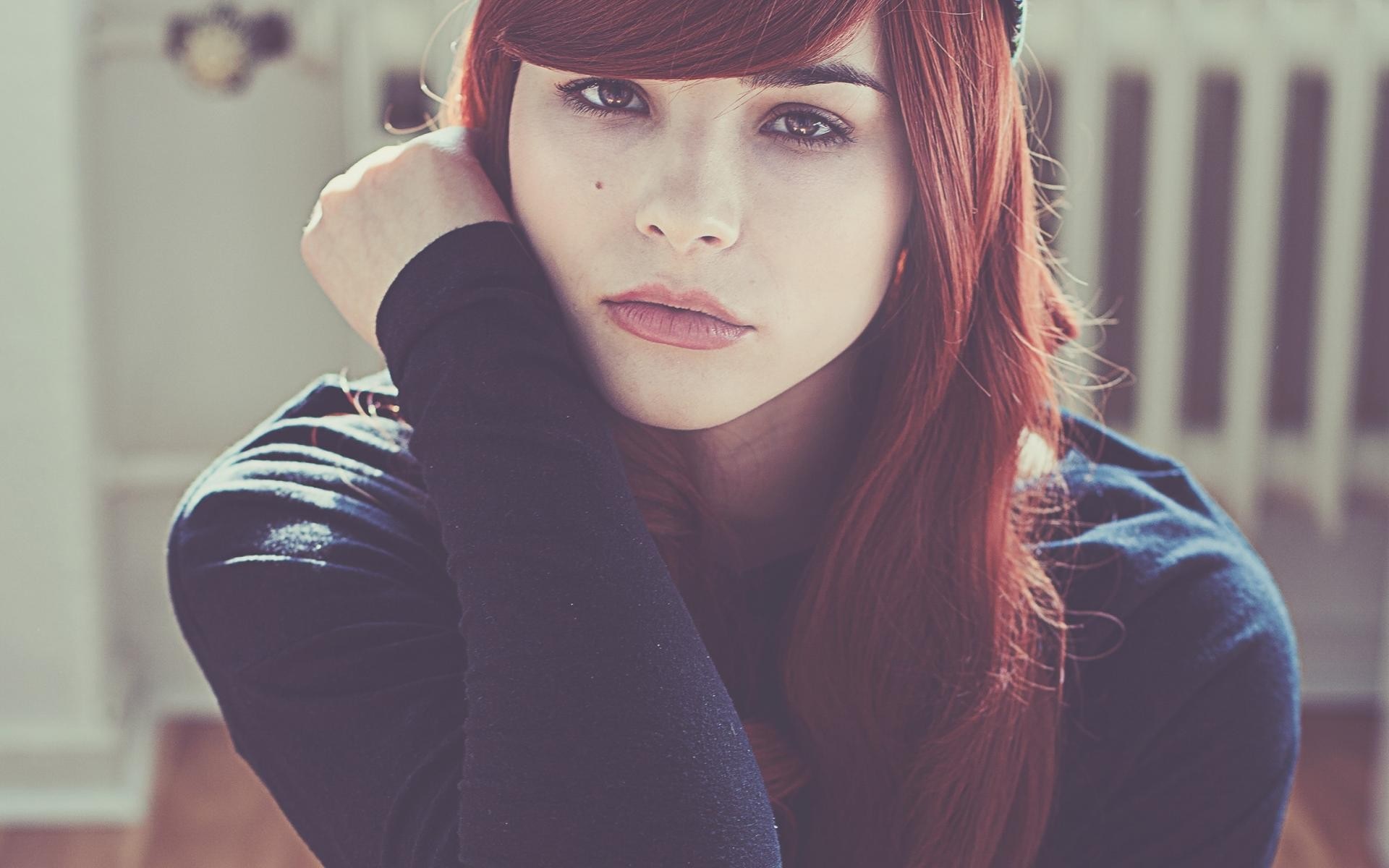 Woman with red hair posing for a portrait HD Wallpaper