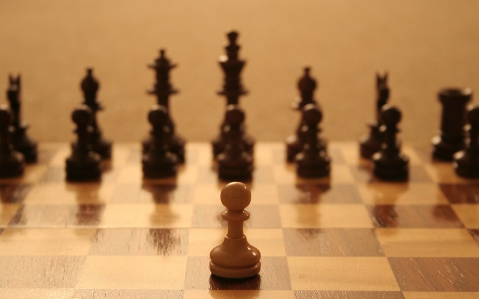 Chessboard with white pawn and black pieces HD Wallpaper