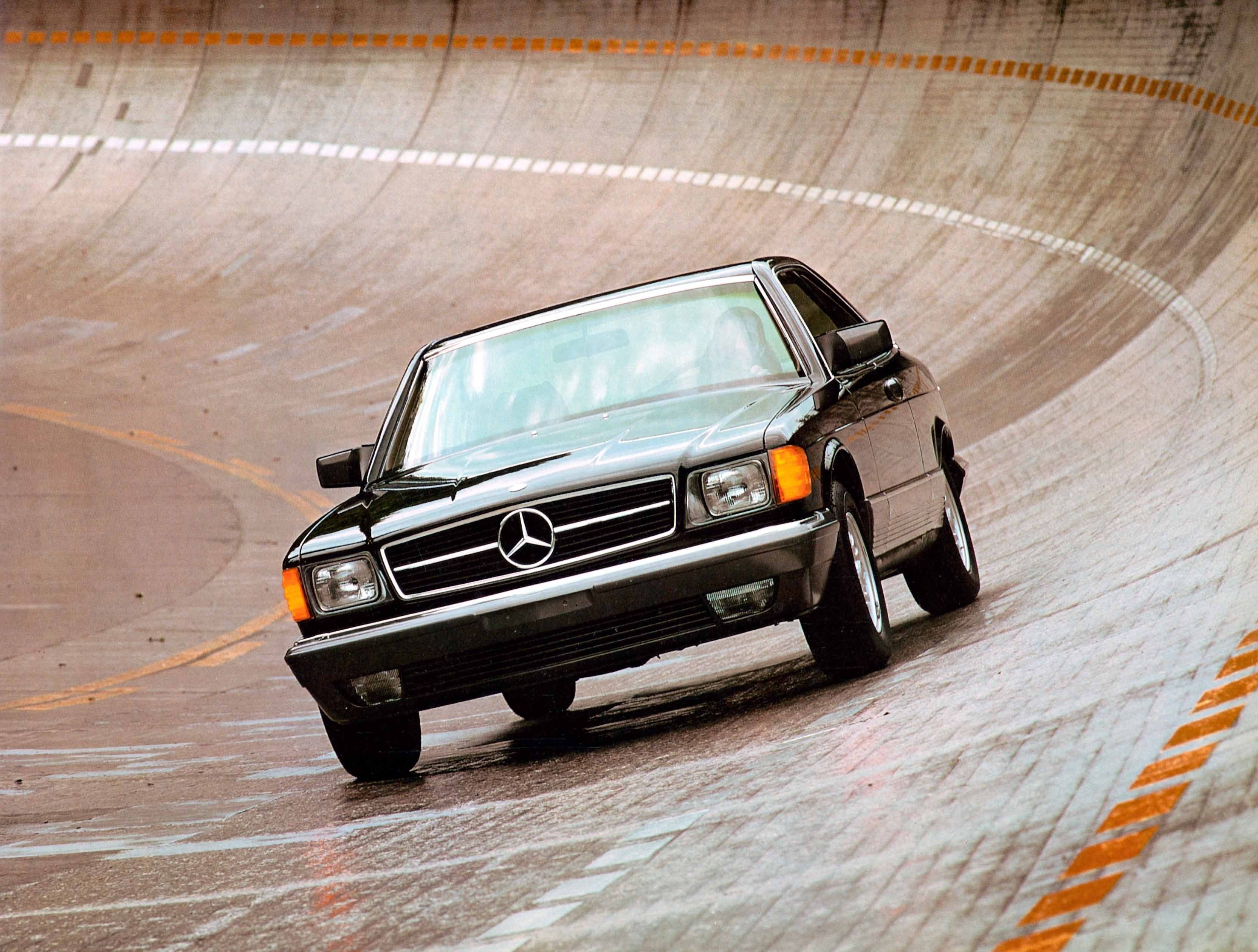 Black Mercedes-Benz S-Class Coupe on a banked track HD Wallpaper