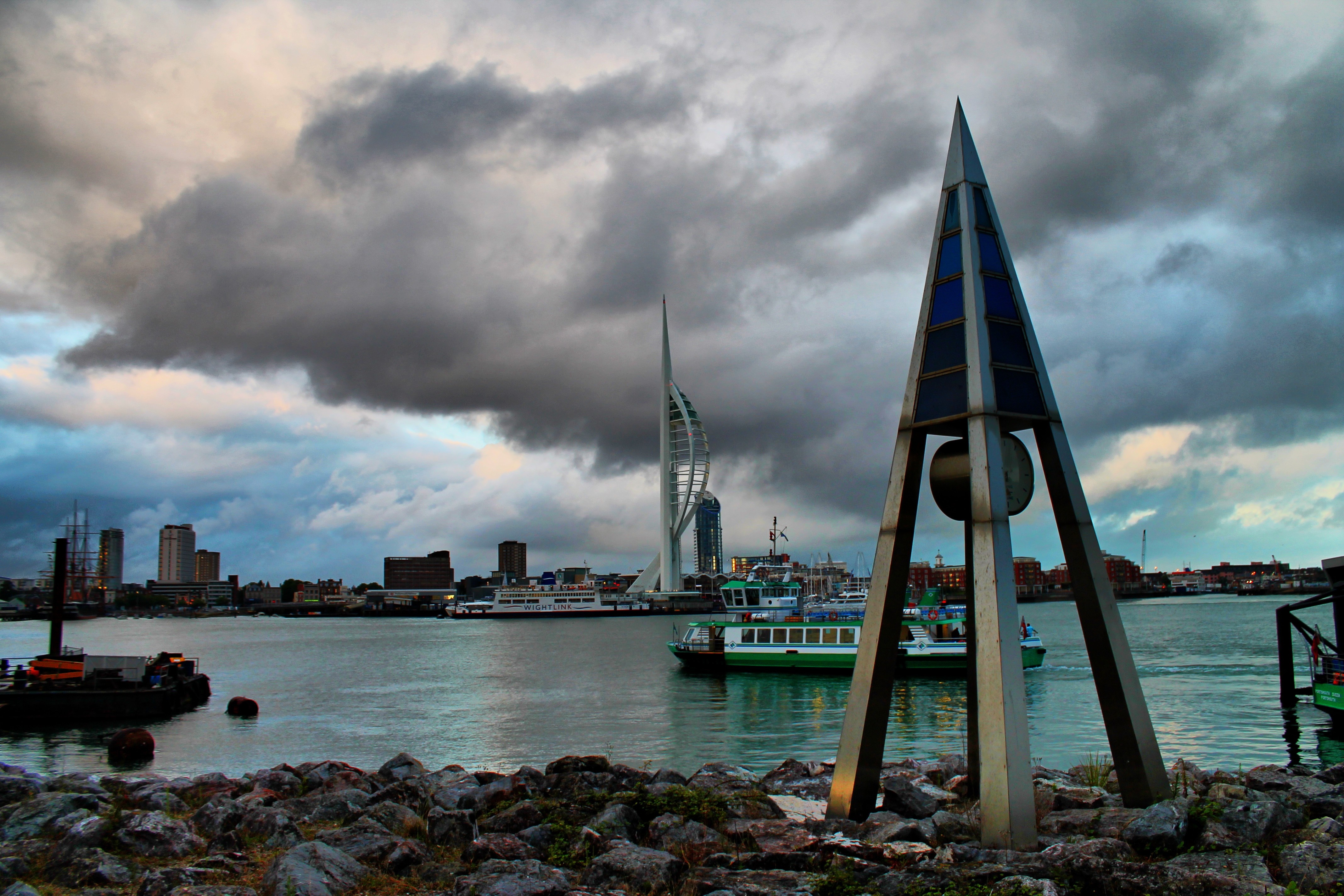Portsmouth skyline with Spinnaker Tower and harbor at dusk HD Wallpaper