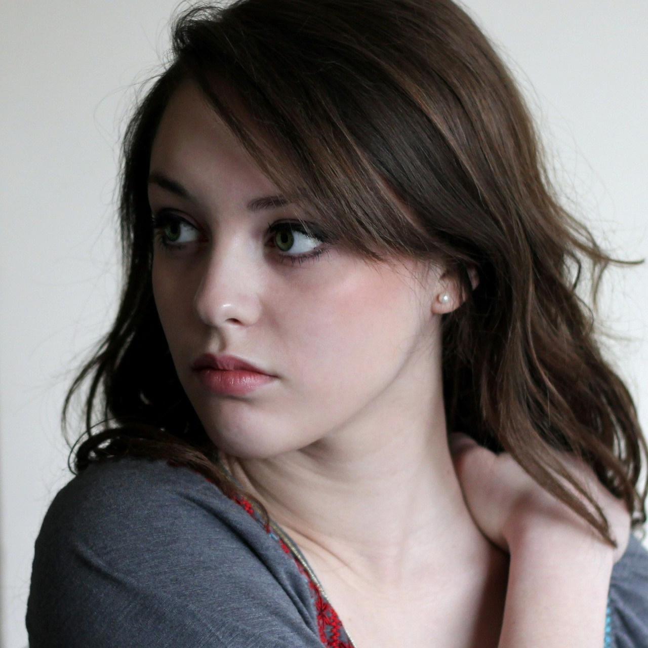 Portrait of Woman with Long Brown Hair HD Wallpaper