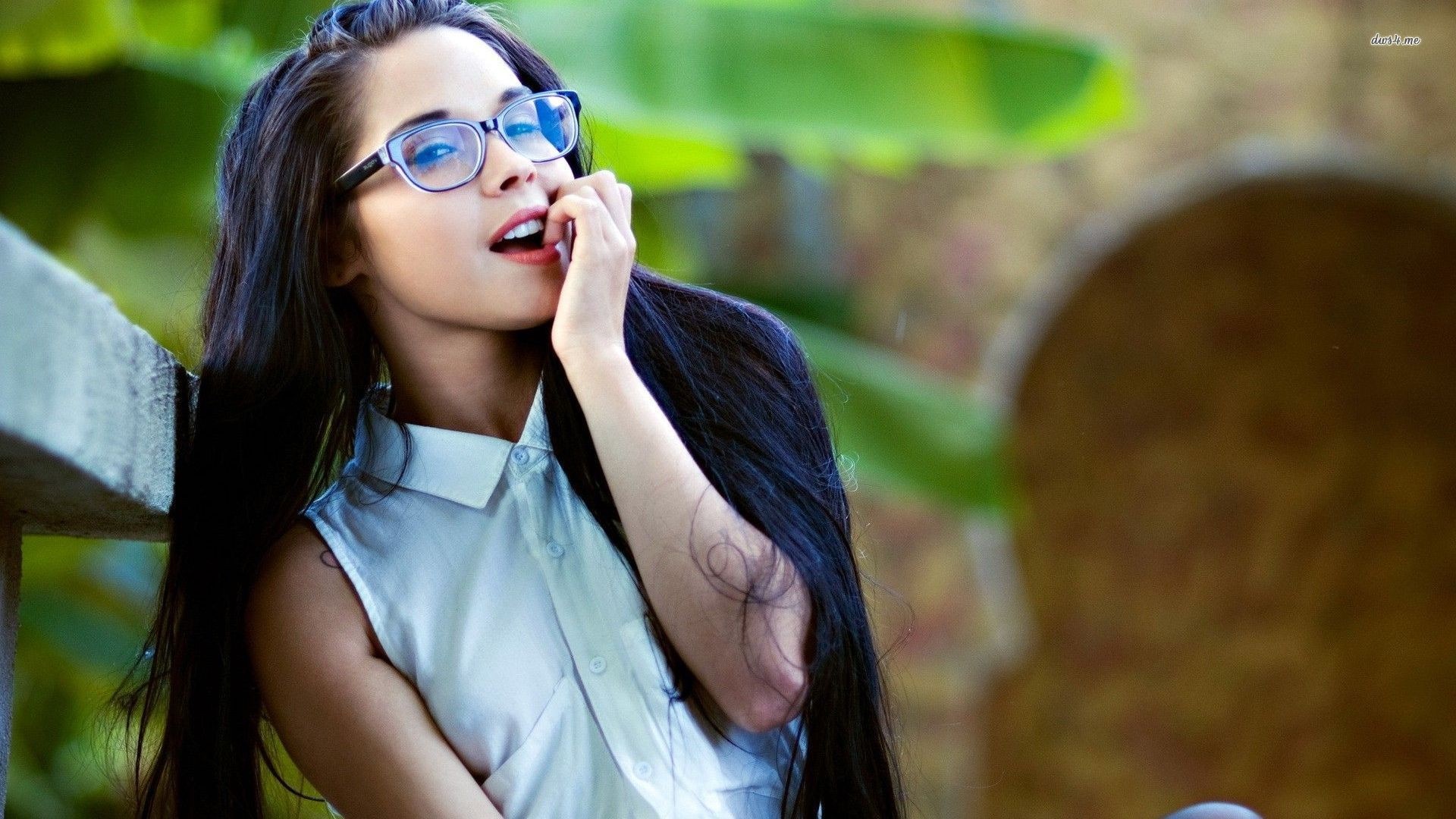 Woman wearing glasses and white shirt, outdoor portrait HD Wallpaper