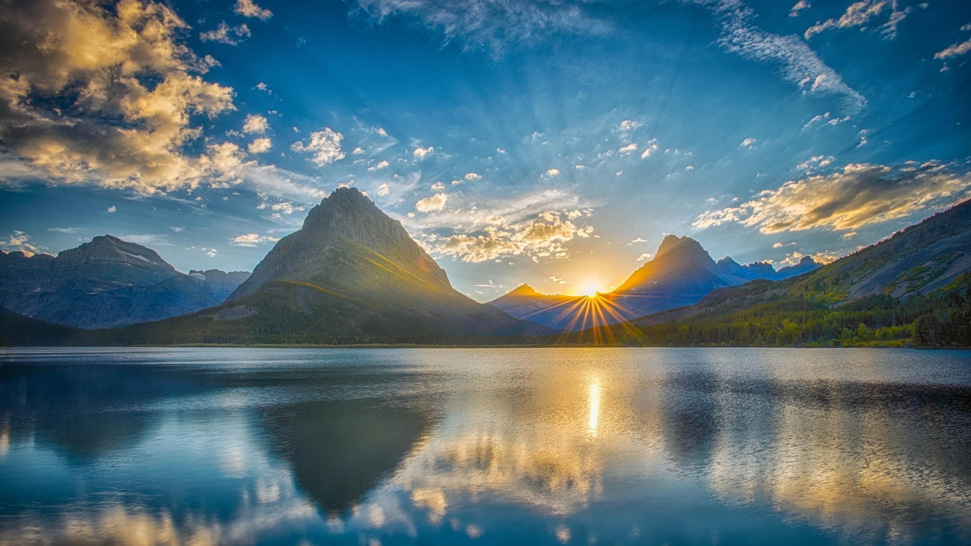 Sunrise over a mountain lake with clouds HD Wallpaper
