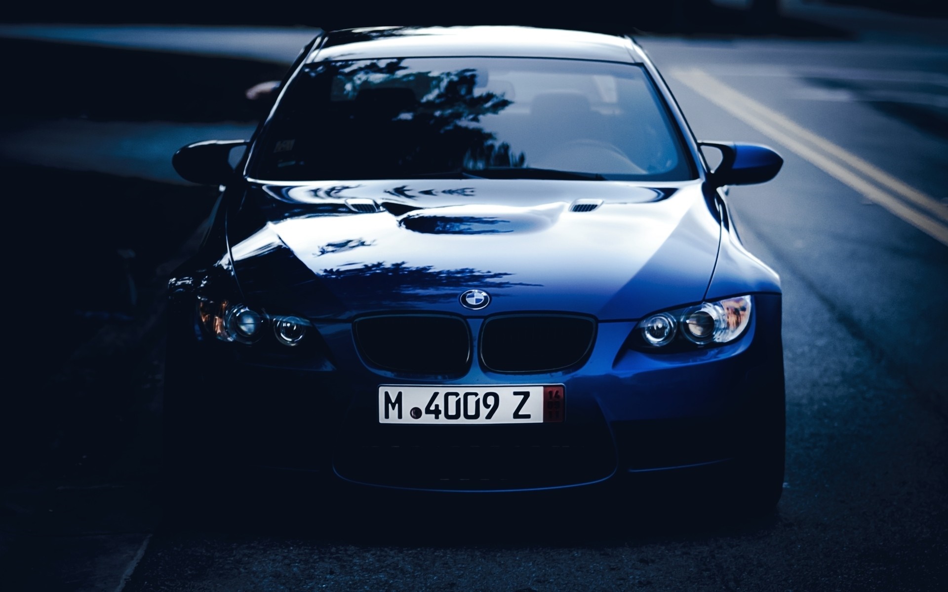 Blue BMW M4009Z Coupe on Road HD Wallpaper