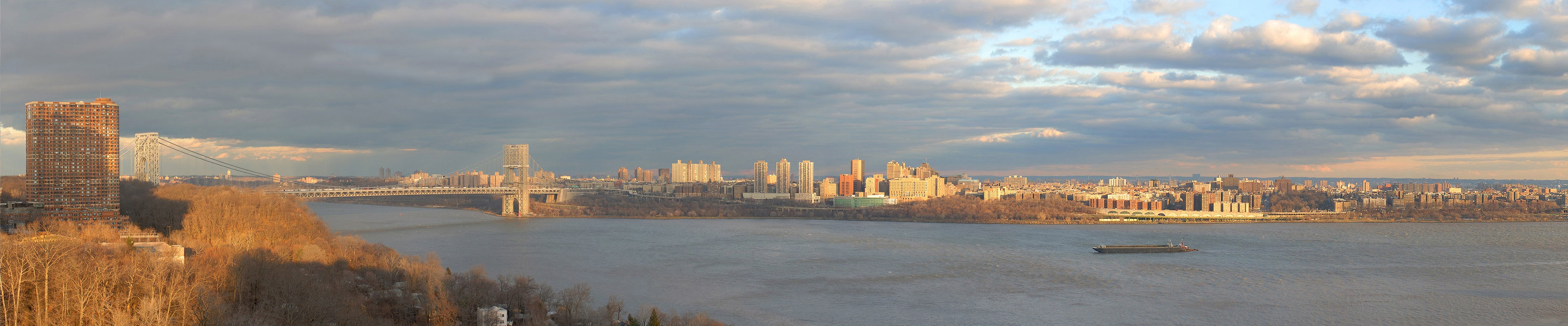 Panorama of New York City skyline across the river at dusk HD Wallpaper