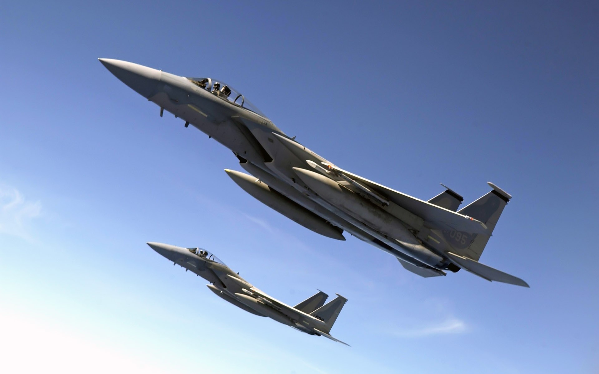 Two McDonnell Douglas F-15 Eagle fighter jets in flight HD Wallpaper