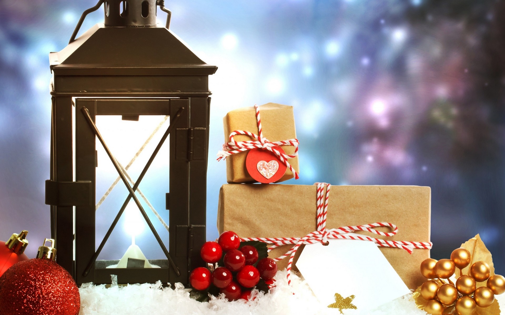 Christmas lantern with gifts and decorations HD Wallpaper