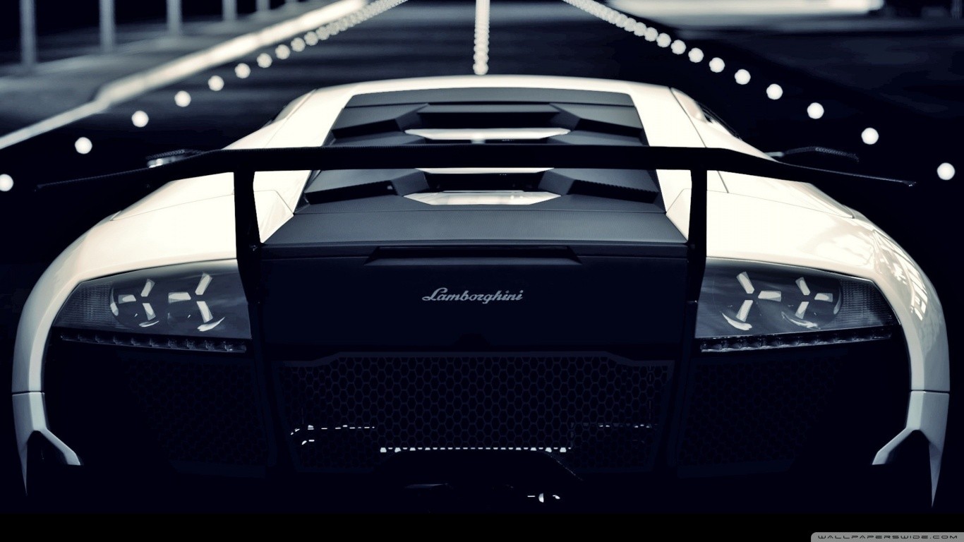 Lamborghini Aventador rear view with spoiler HD Wallpaper