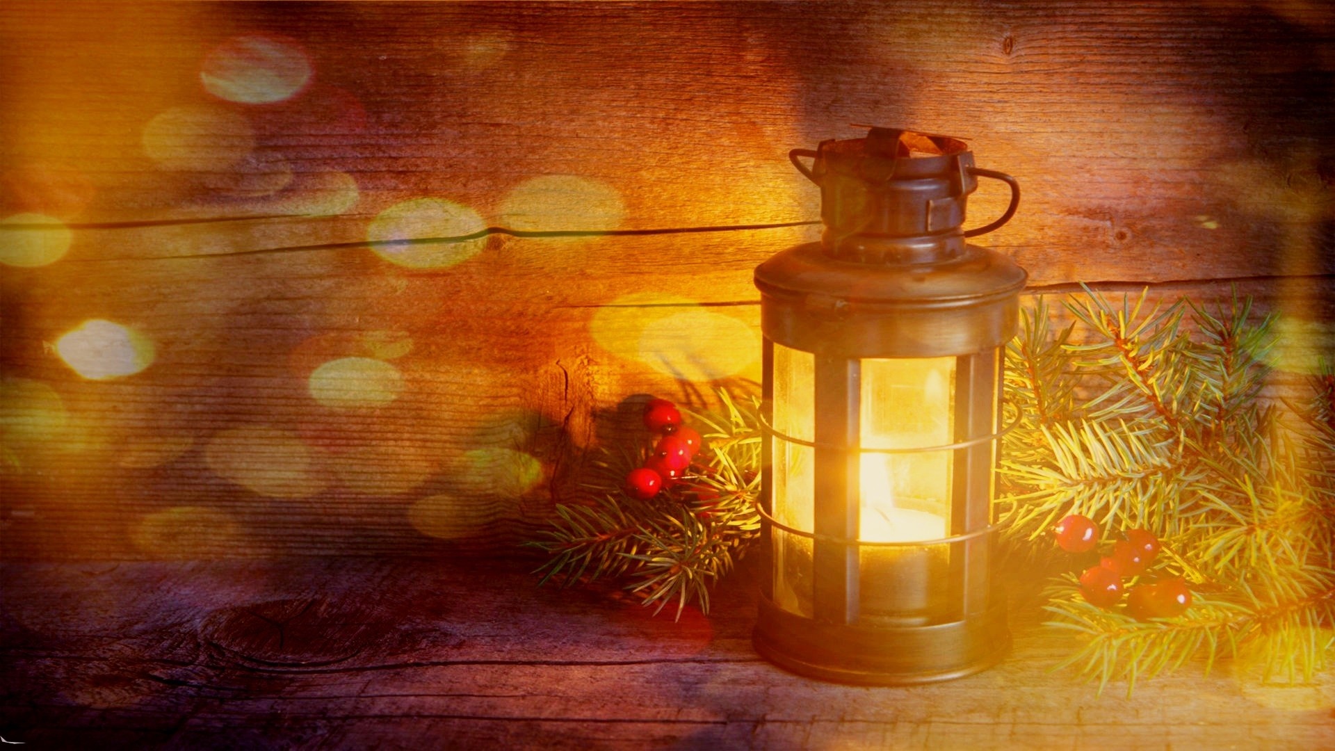 Christmas lantern with pine branches and berries HD Wallpaper