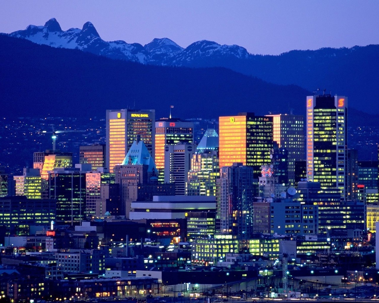 Vancouver cityscape at dusk with mountains HD Wallpaper
