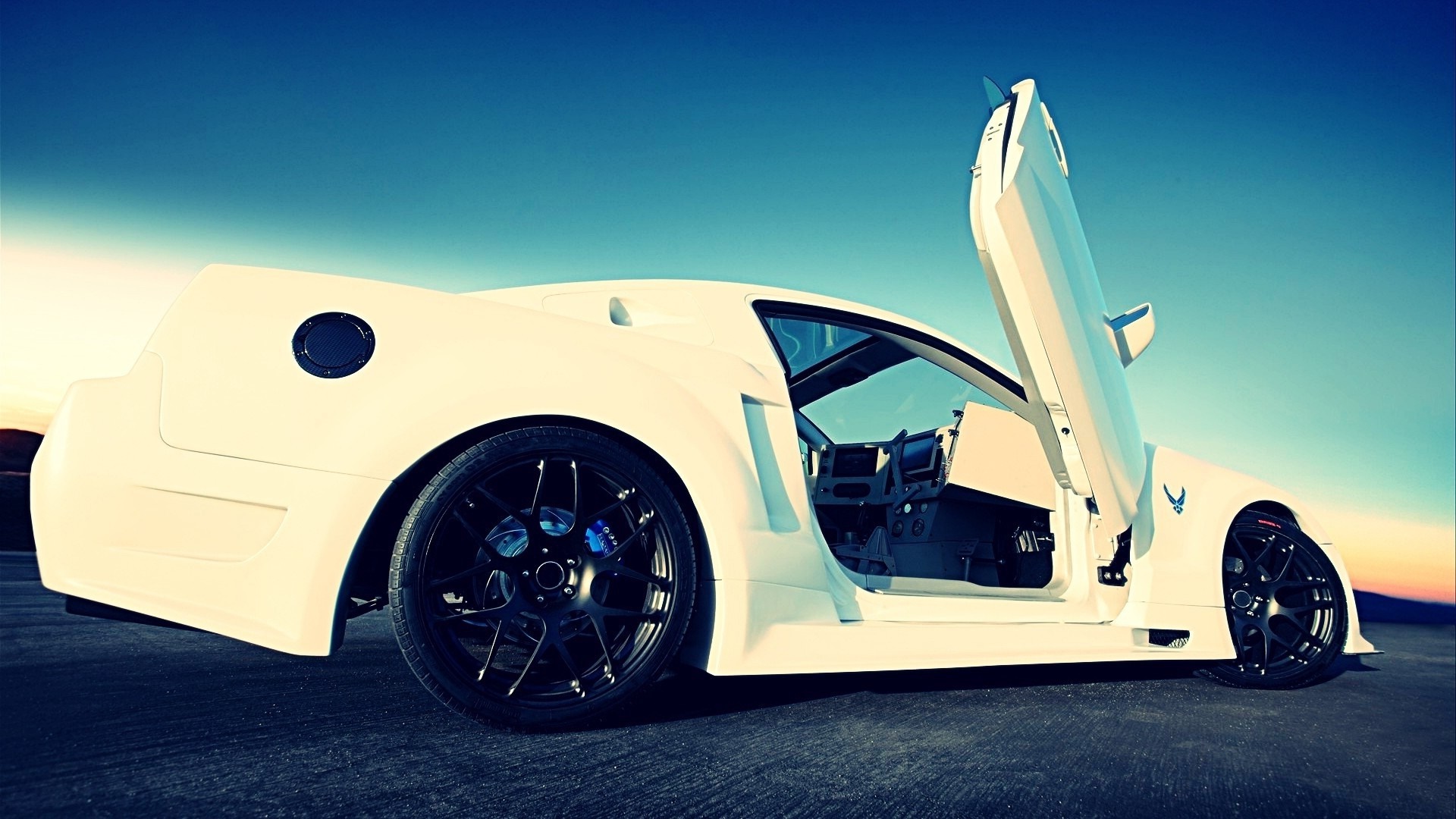 White sports car with doors open HD Wallpaper