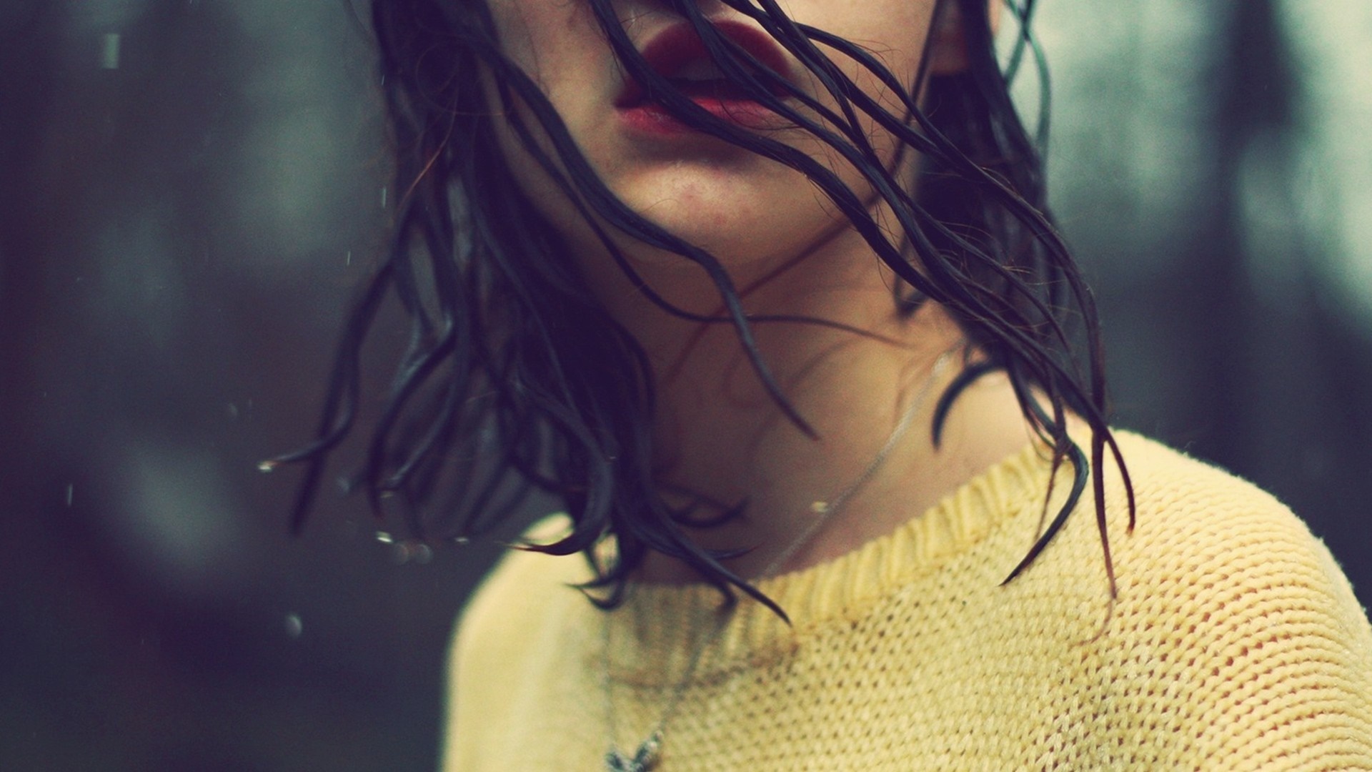 Close up of a woman with wet hair in the rain HD Wallpaper
